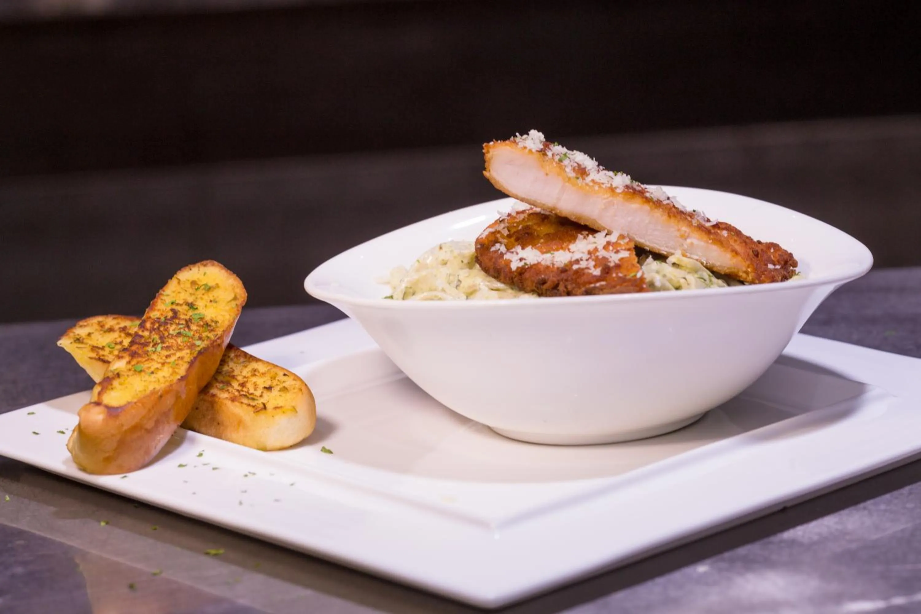 Restaurant/places to eat in Grand Pela Hotel & Suites