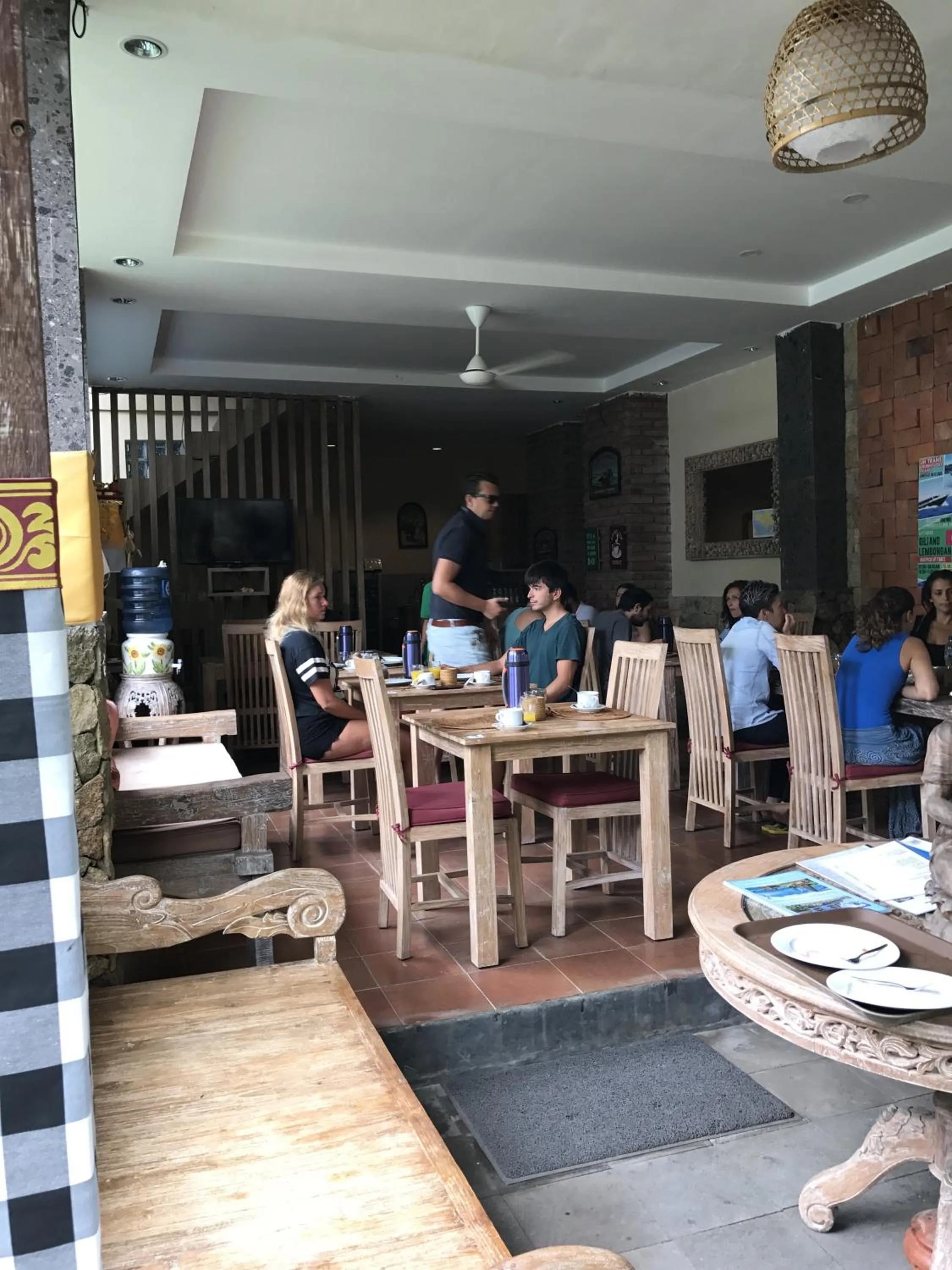 Restaurant/places to eat in Kailash Bali