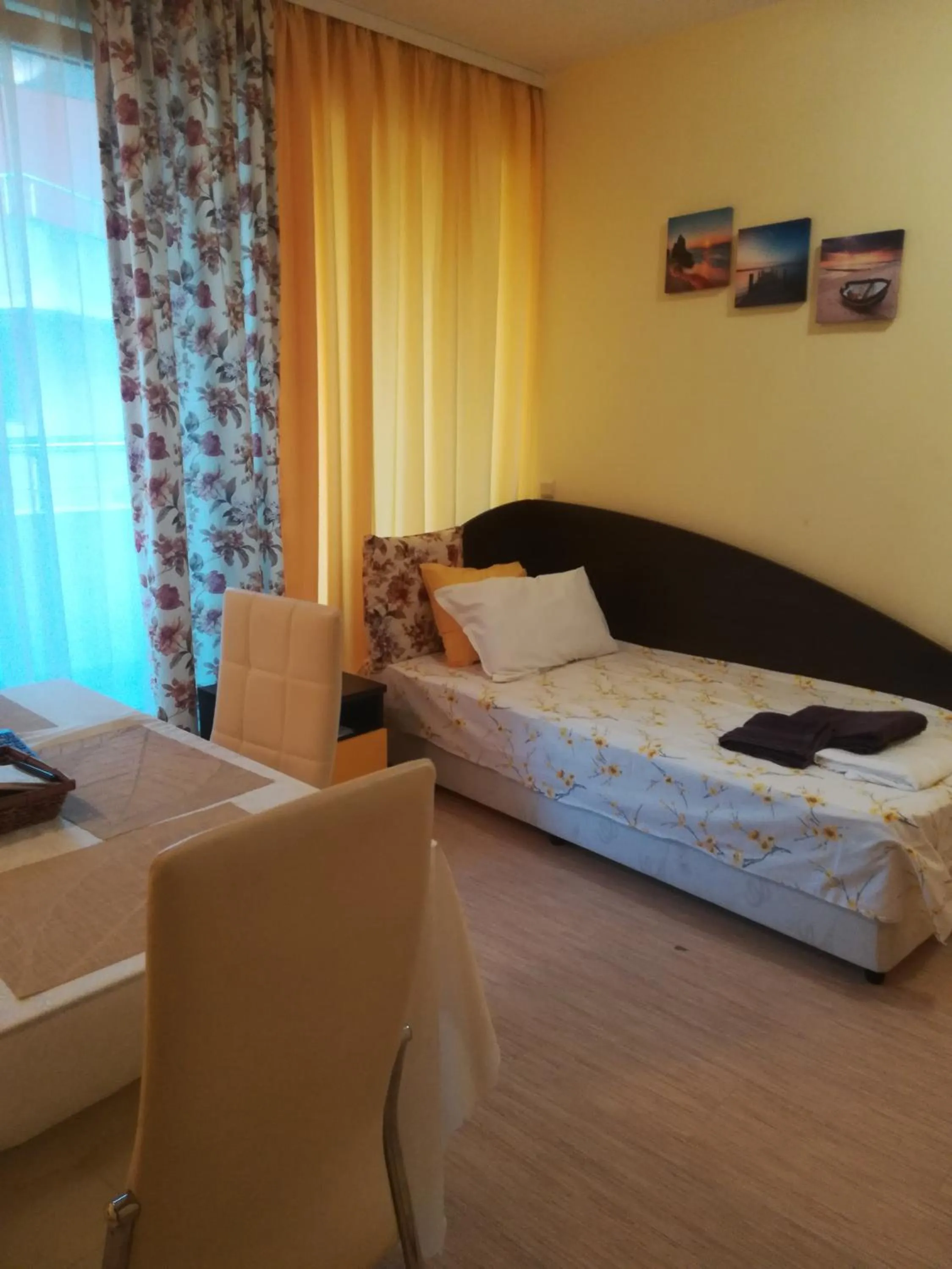 Bed in Apartments Victoria