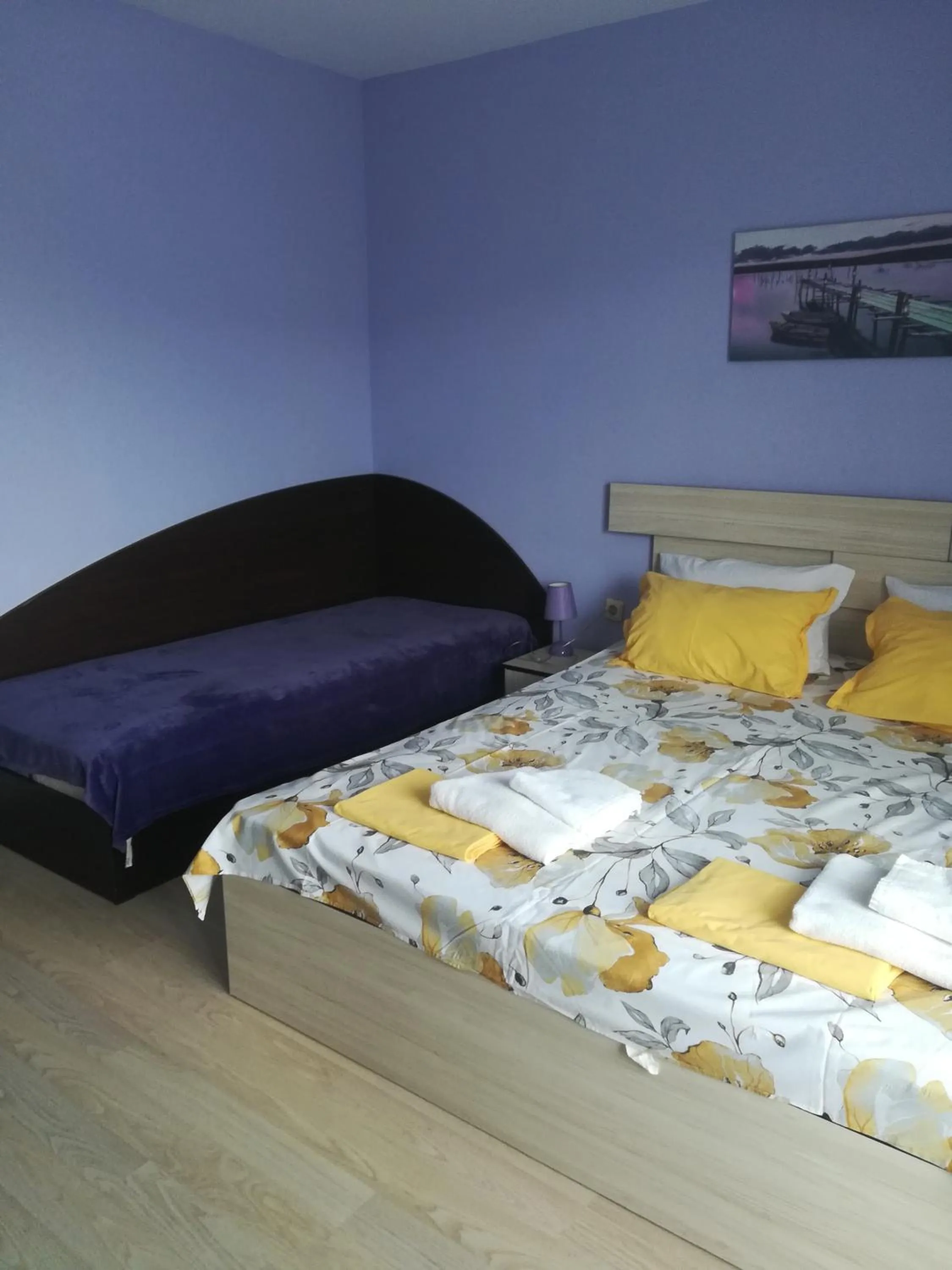 Bedroom, Bed in Apartments Victoria