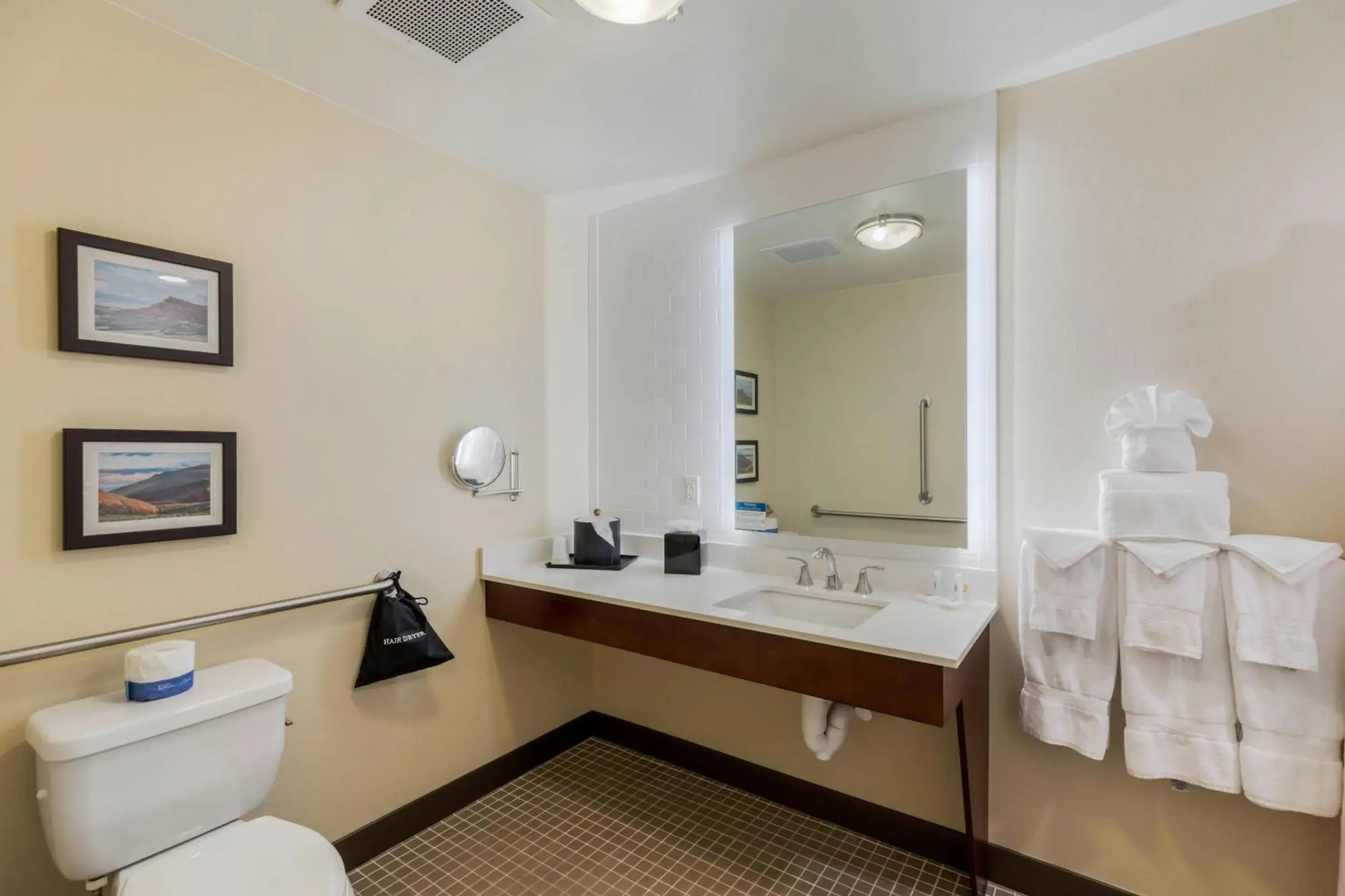 Bedroom in Comfort Suites Loveland Bedroom in Comfort Suites Loveland