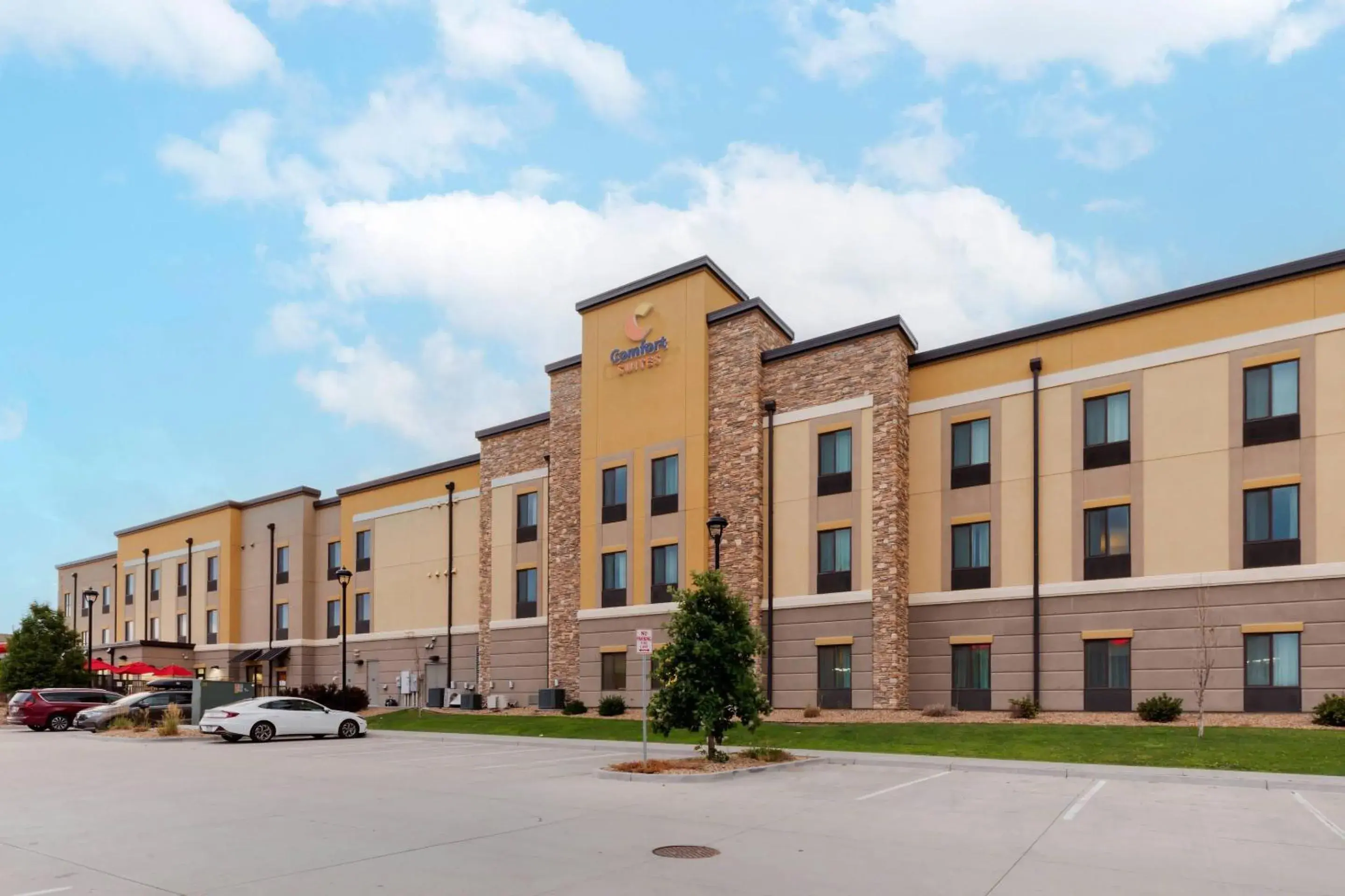 Property building in Comfort Suites Loveland Property building in Comfort Suites Loveland