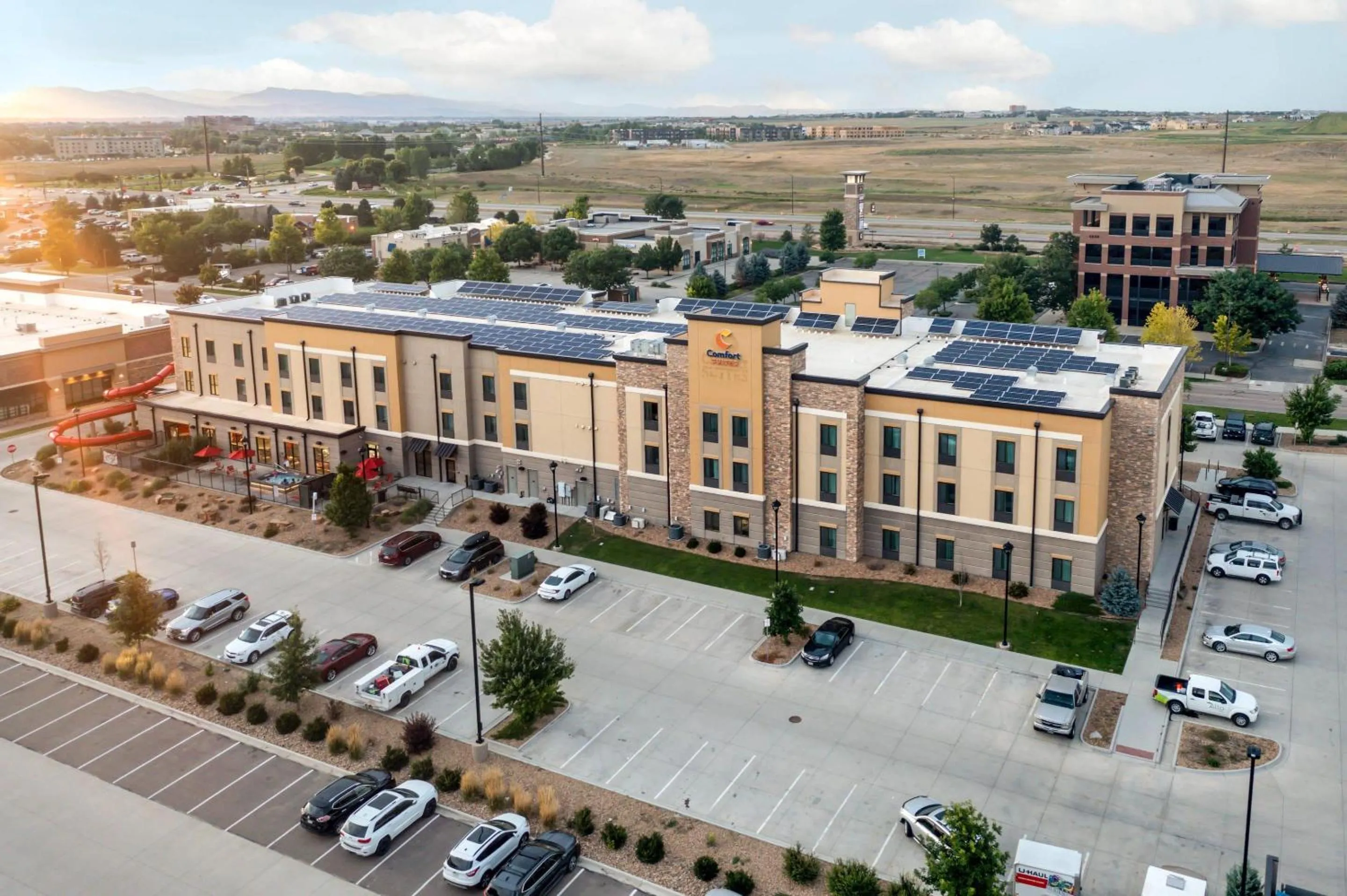 Property building in Comfort Suites Loveland