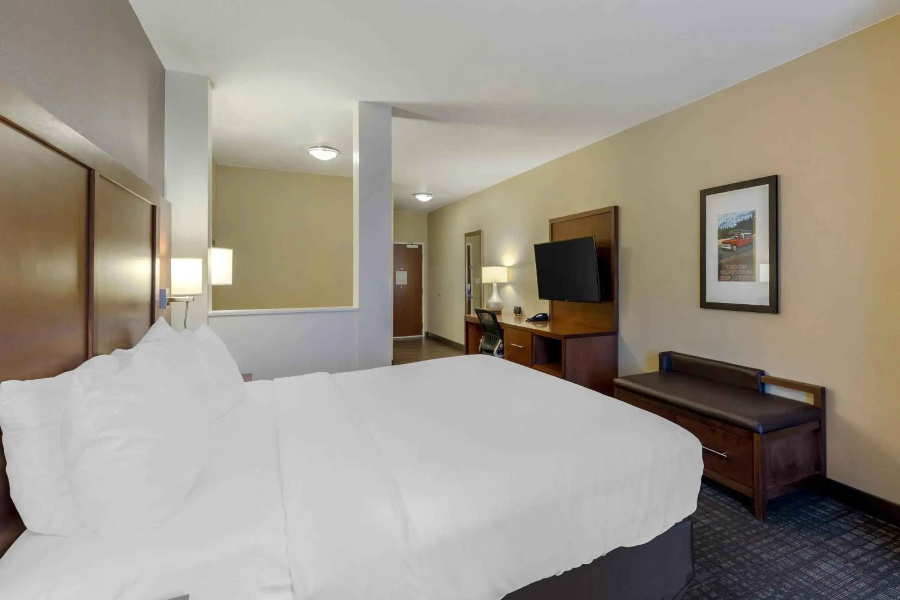 Bedroom, Bed in Comfort Suites Loveland Bedroom, Bed in Comfort Suites Loveland