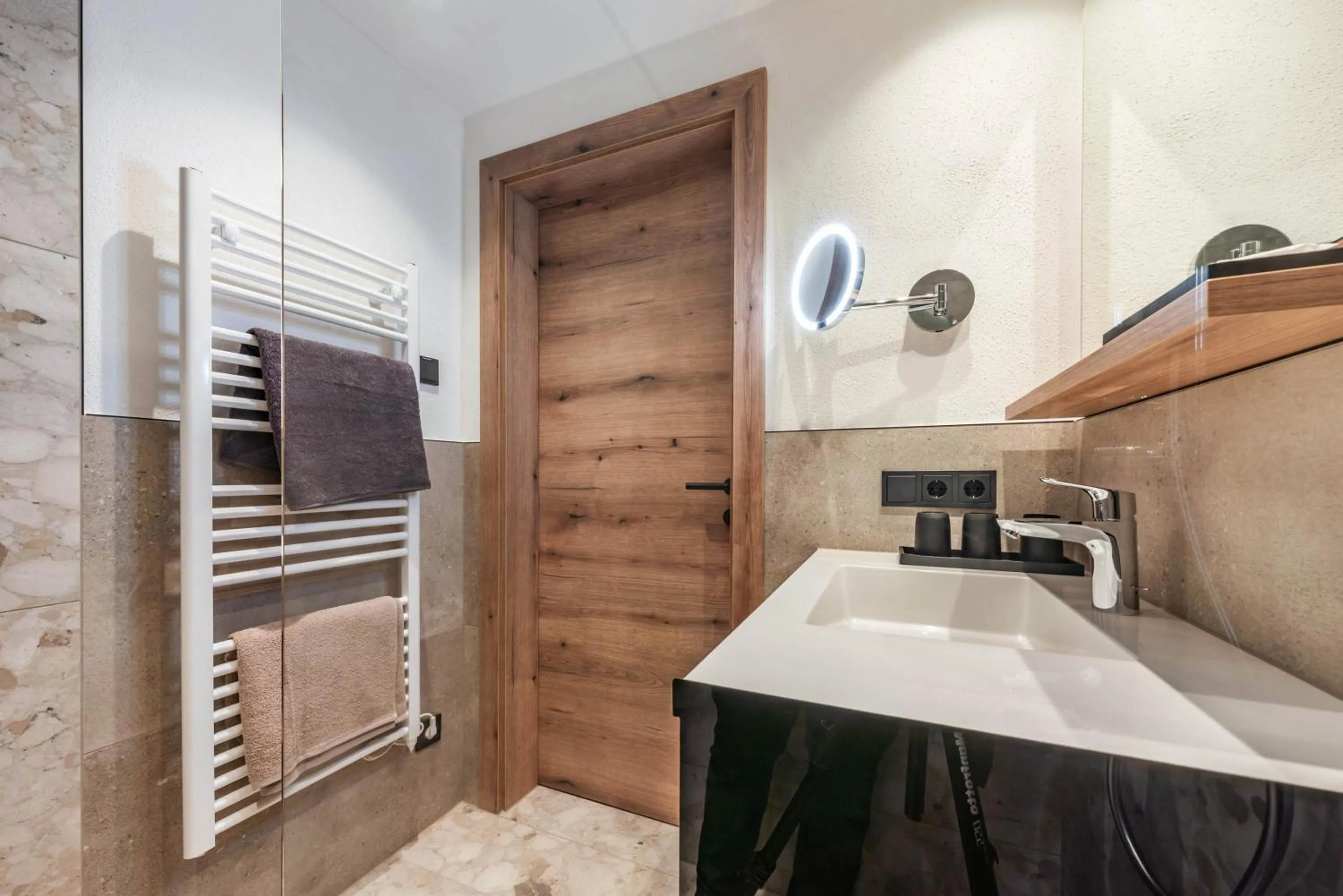 Bathroom in Montana Apartments