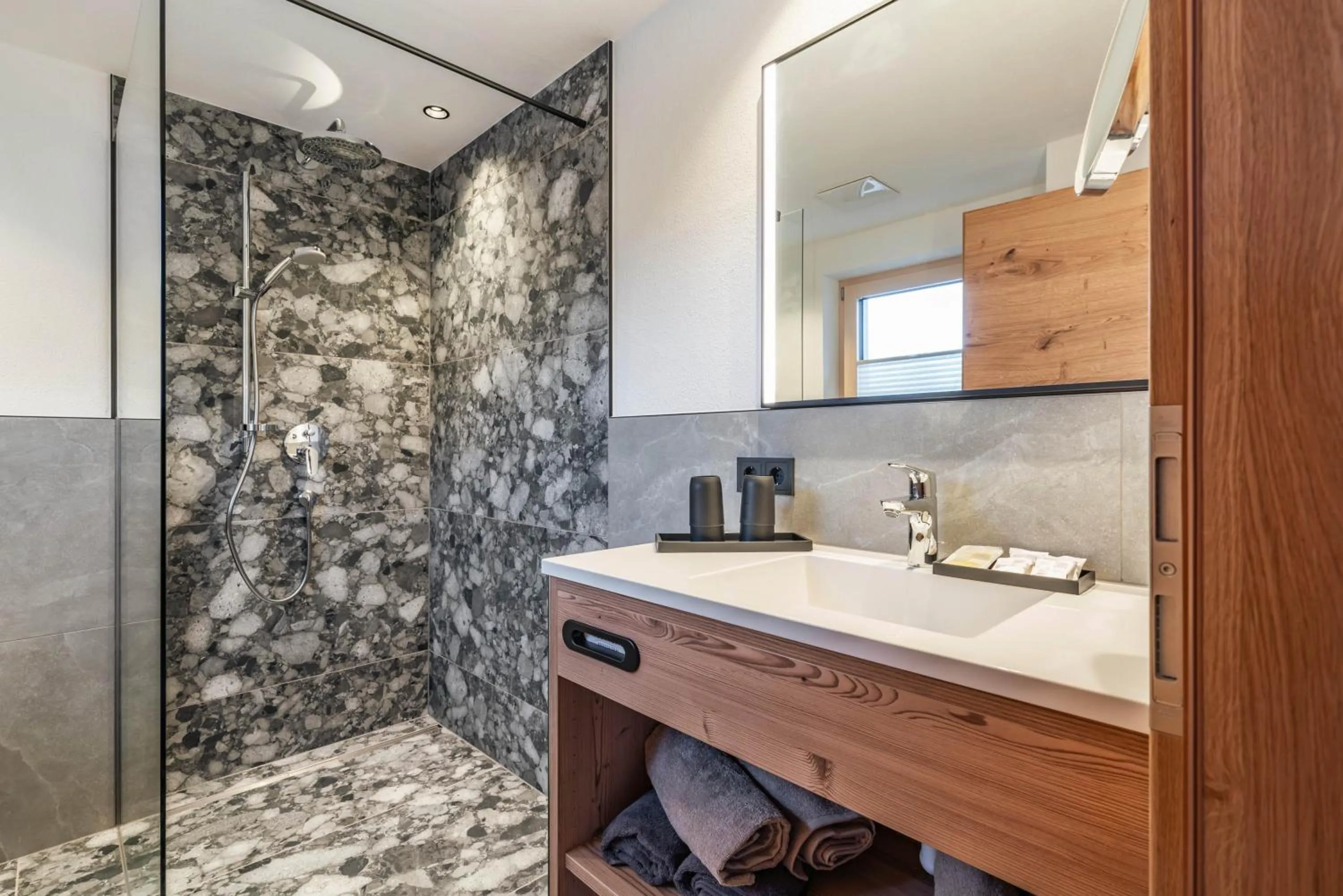 Shower in Montana Apartments