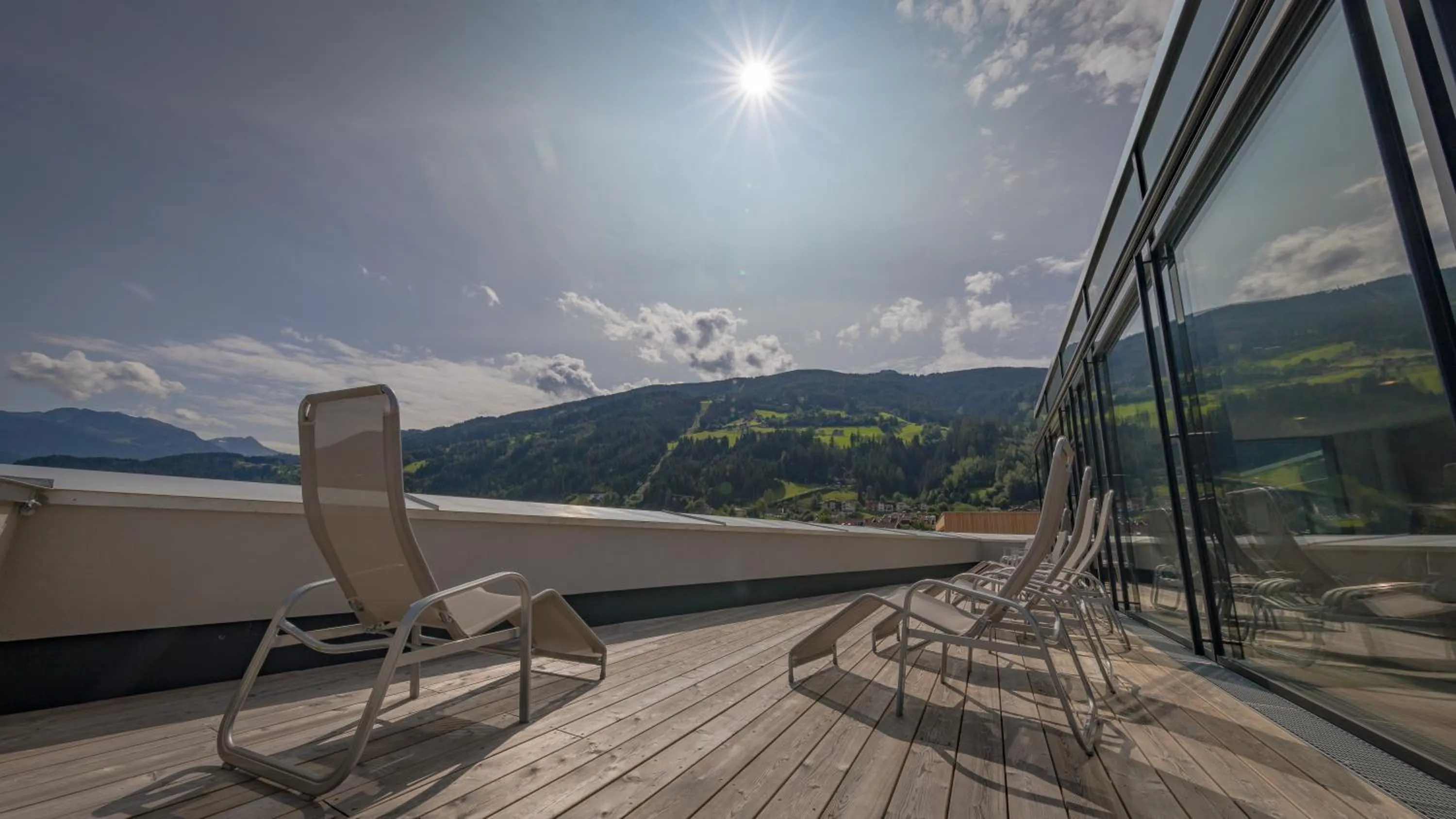 Balcony/Terrace in Explorer Hotel Zillertal