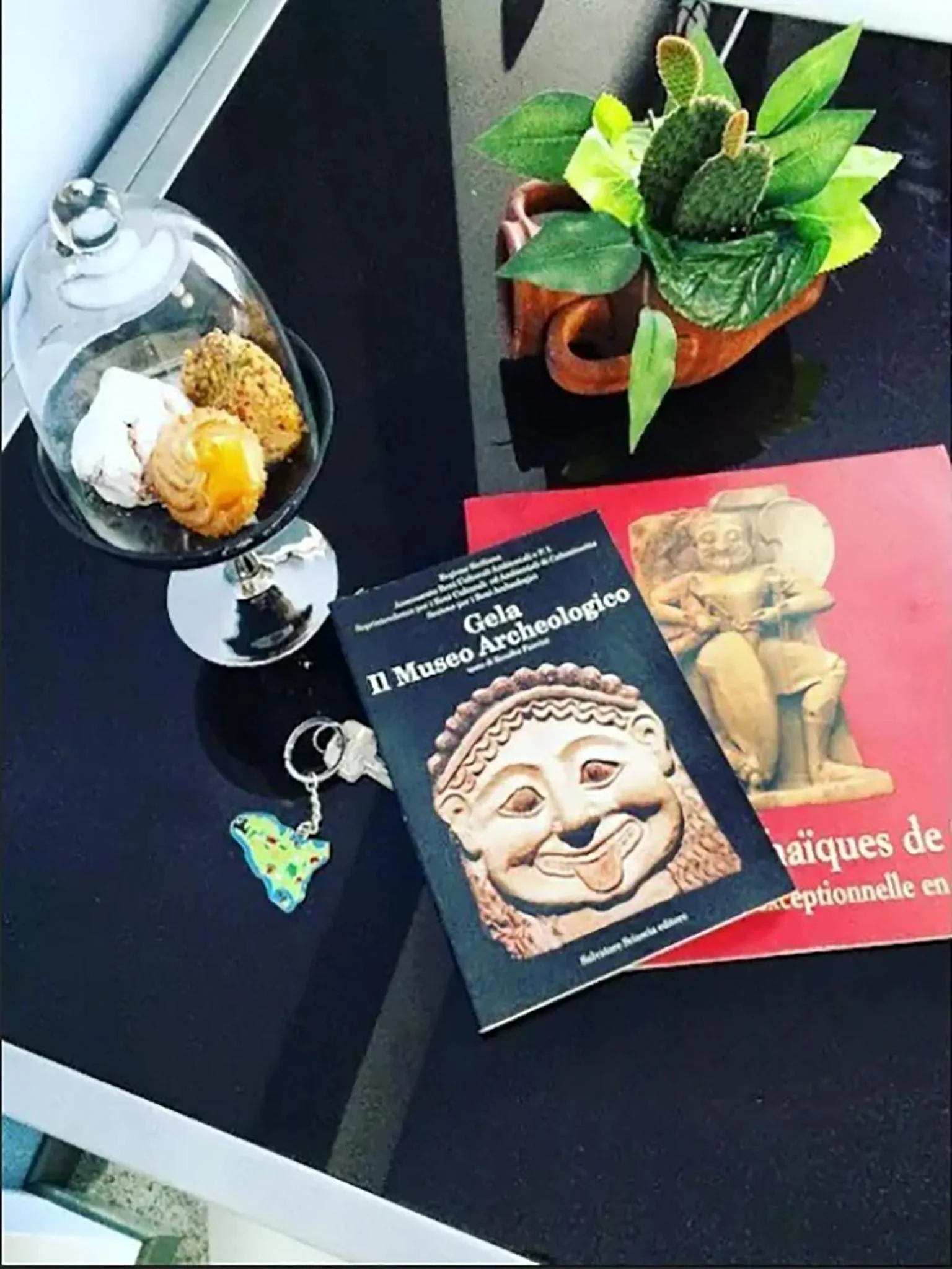 Decorative detail in Palladio B&B