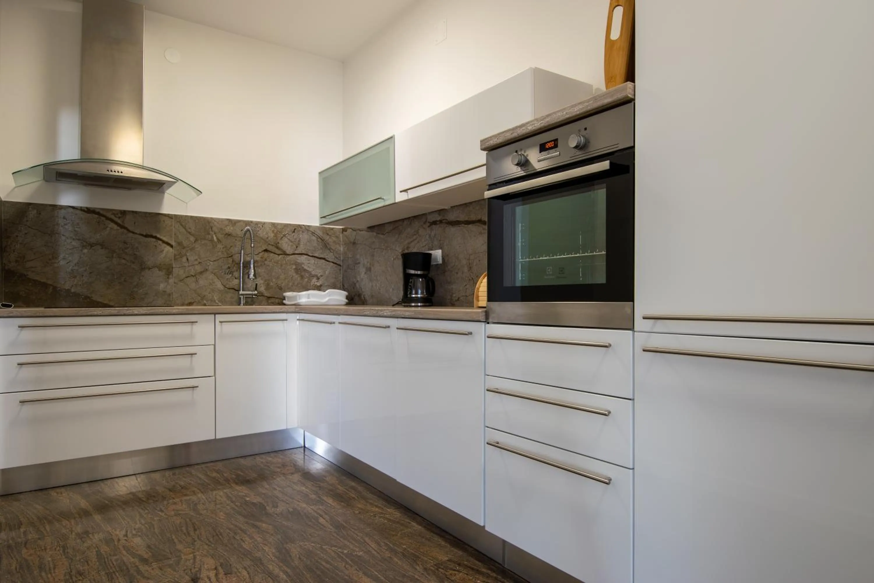 Kitchen or kitchenette in Apartments Lantina