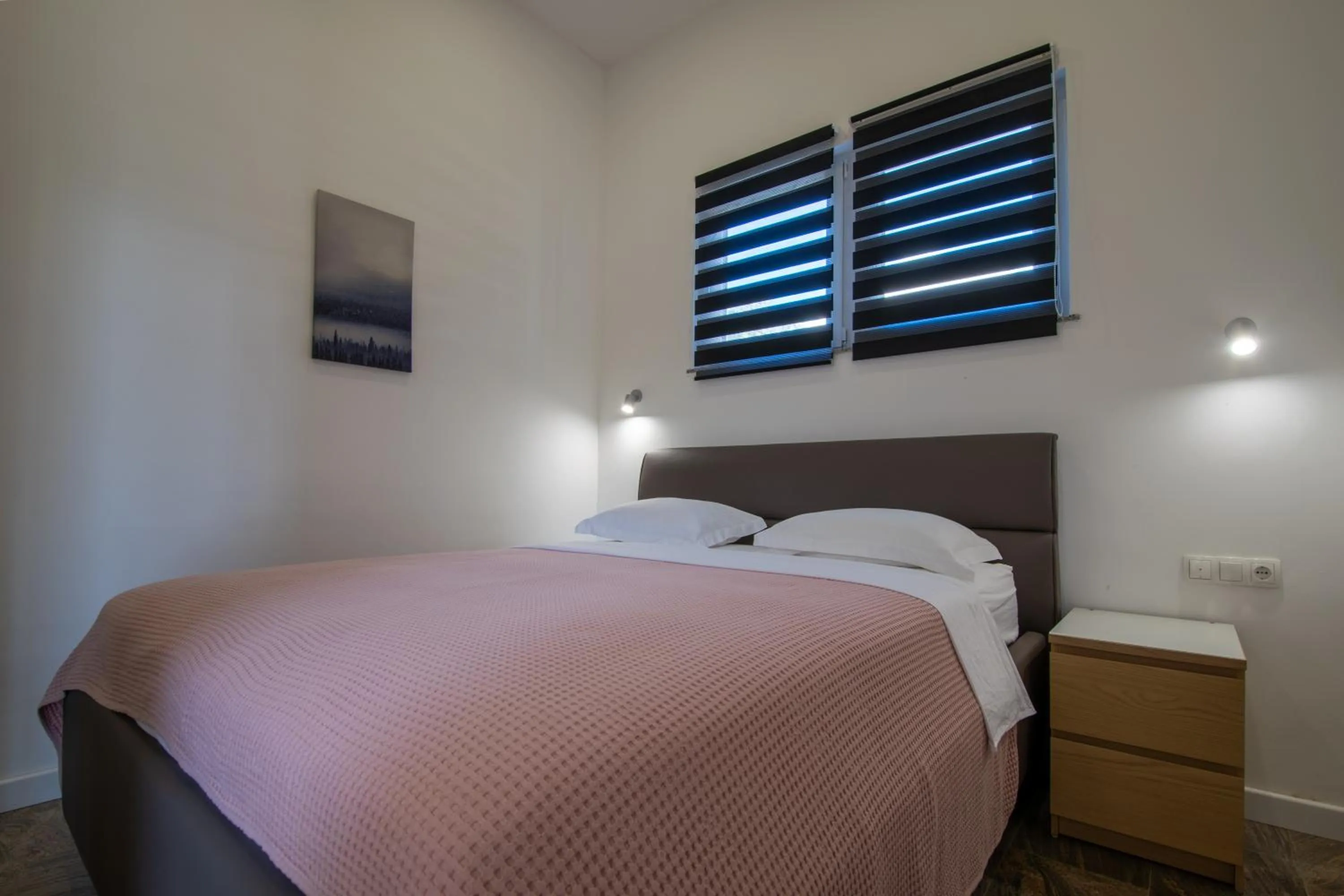 Bedroom, Bed in Apartments Lantina