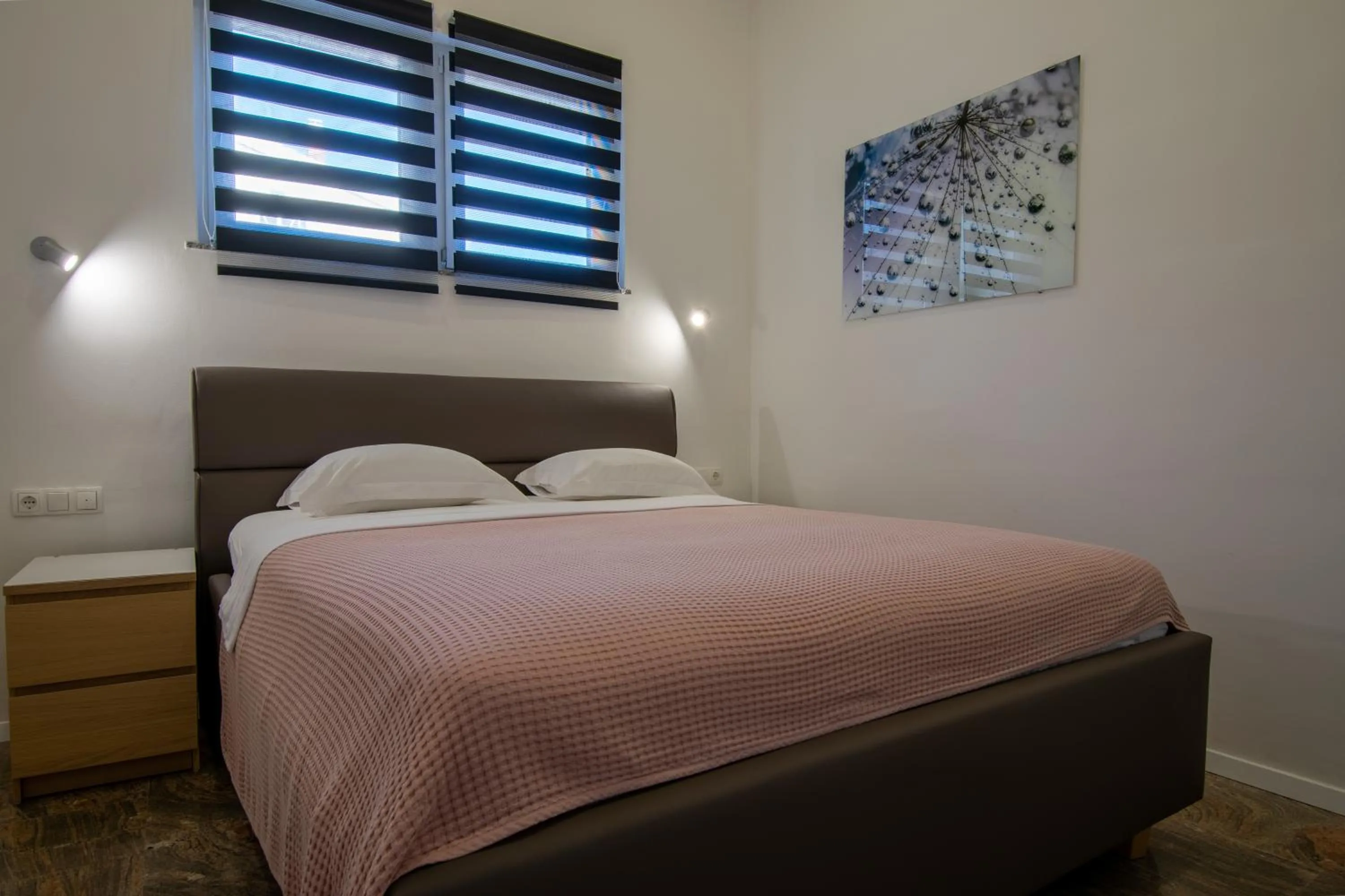 Bedroom, Bed in Apartments Lantina