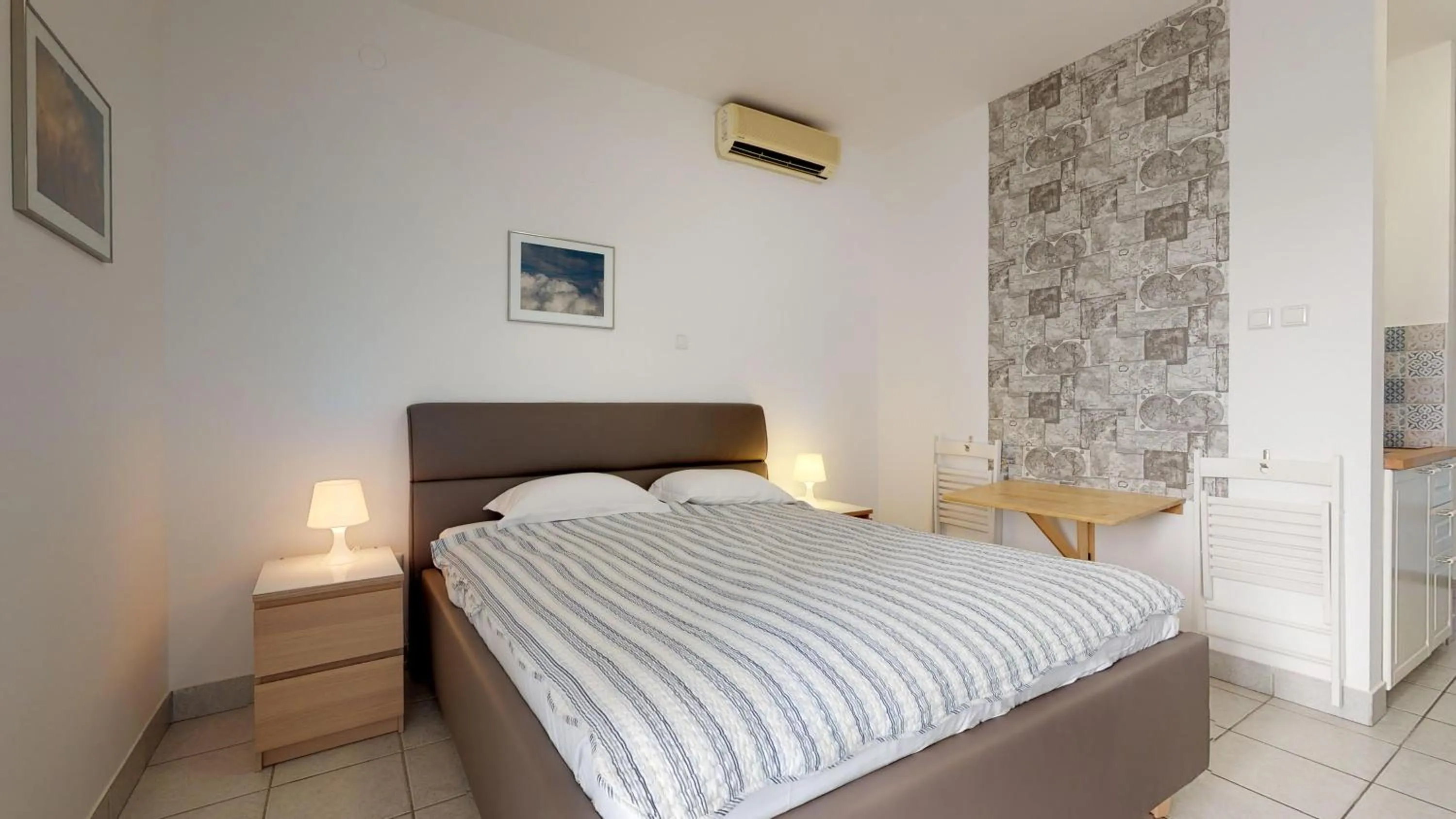 Bedroom, Bed in Apartments Lantina