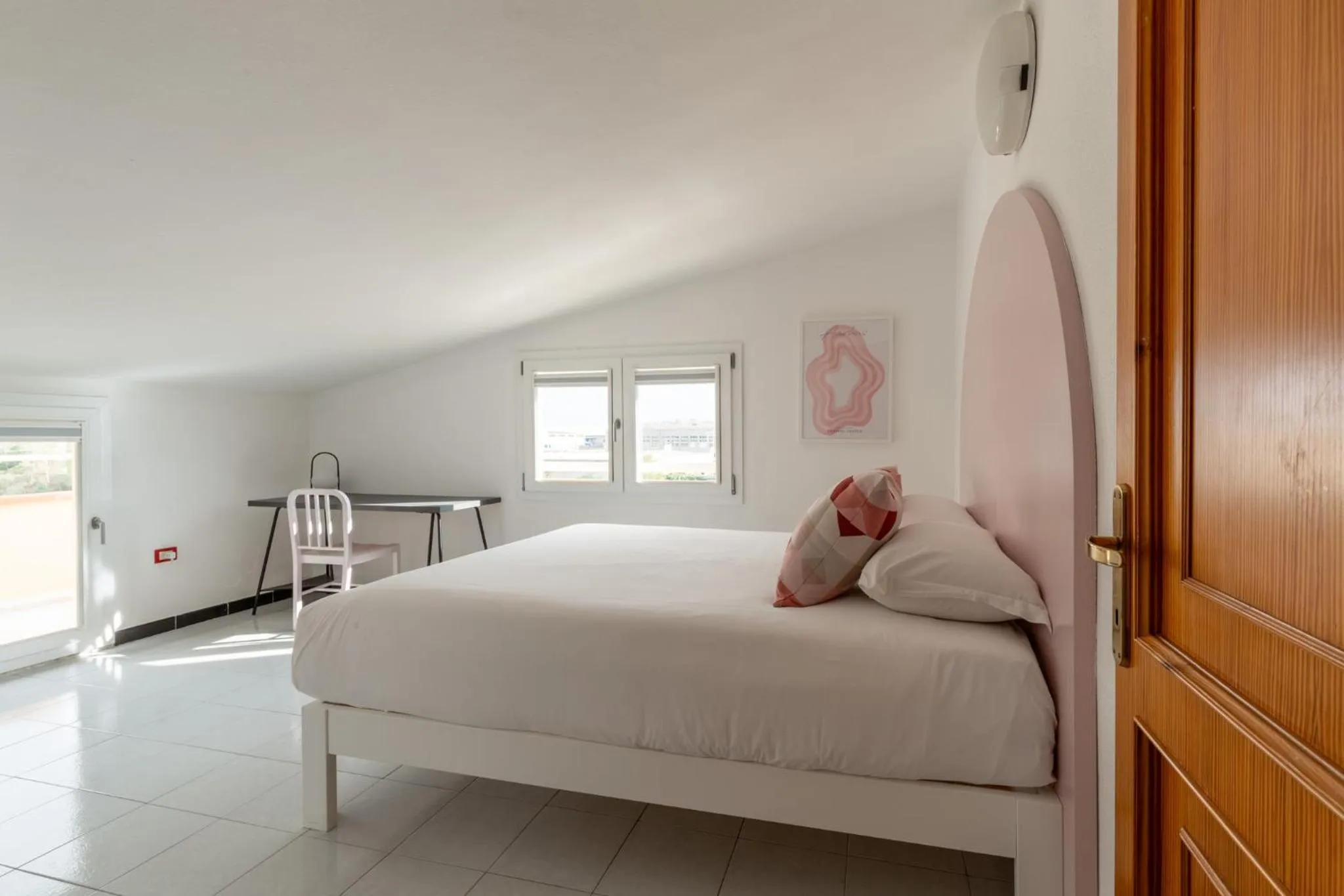 Bed in Spacebility Airport - self check-in