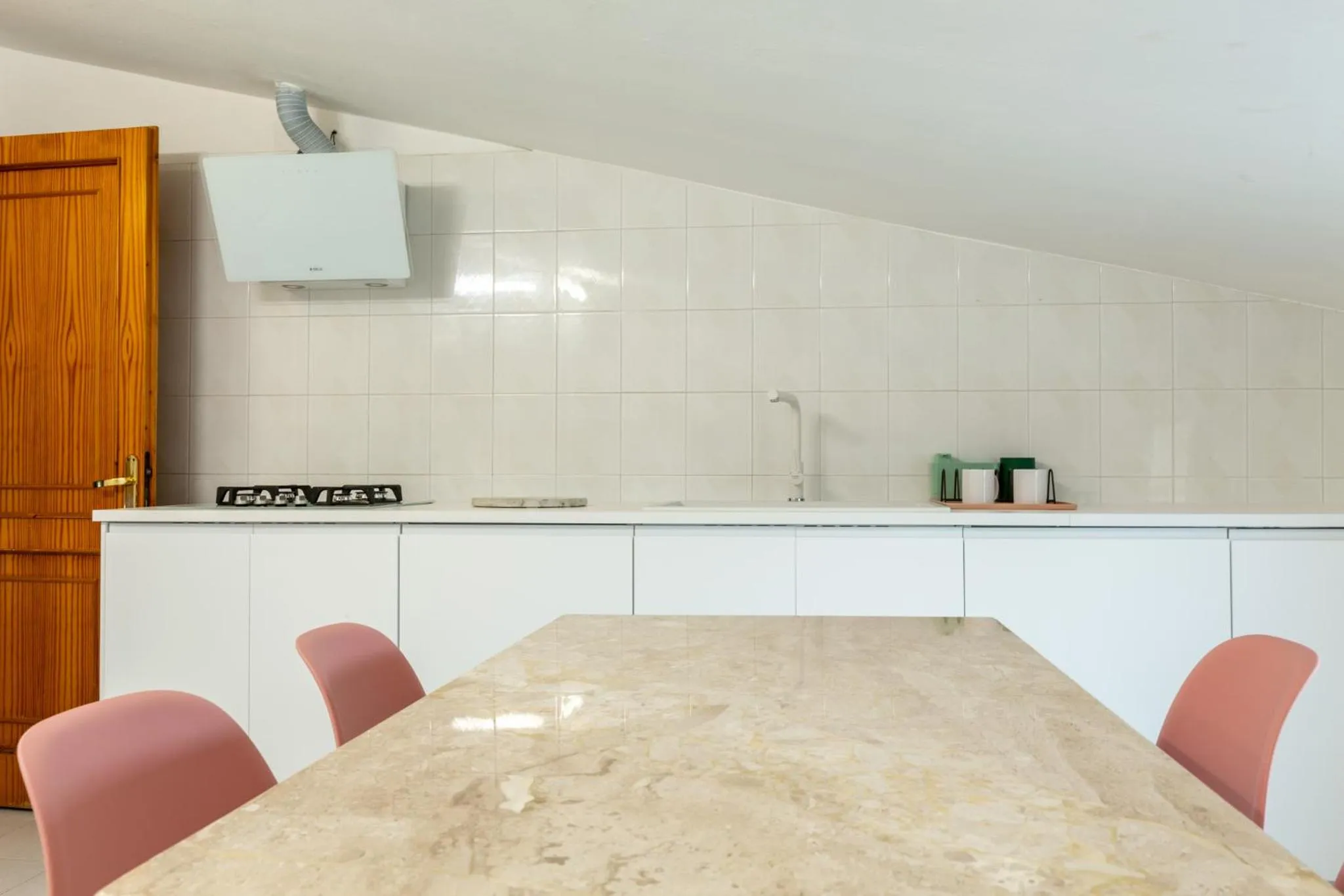 Kitchen or kitchenette in Spacebility Airport - self check-in