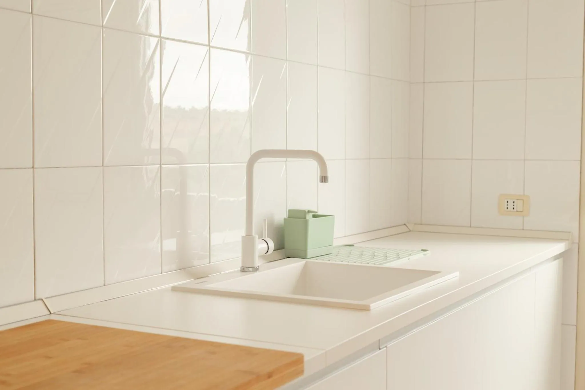 Kitchen or kitchenette in Spacebility Airport - self check-in