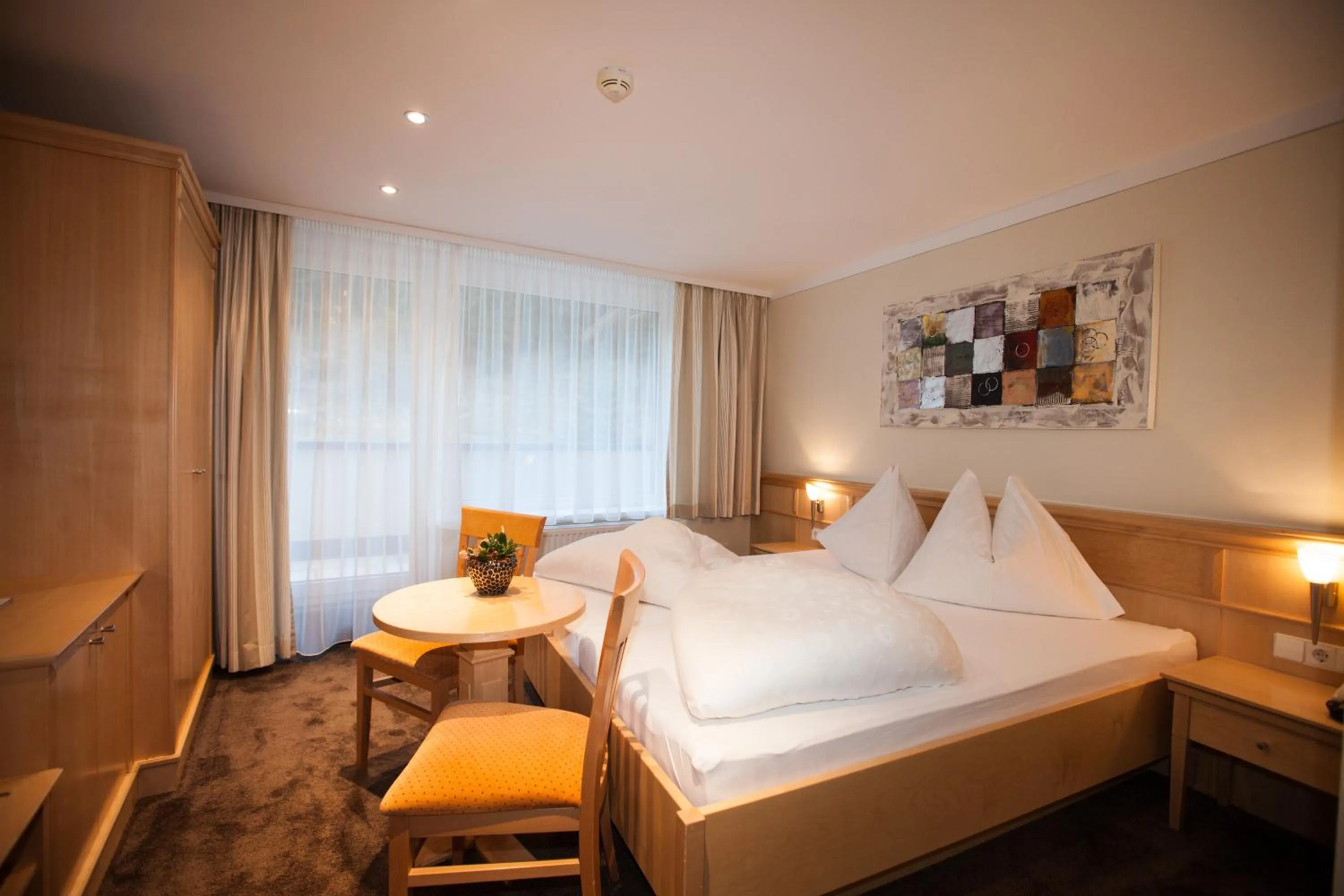 Photo of the whole room, Bed in Piz Arina