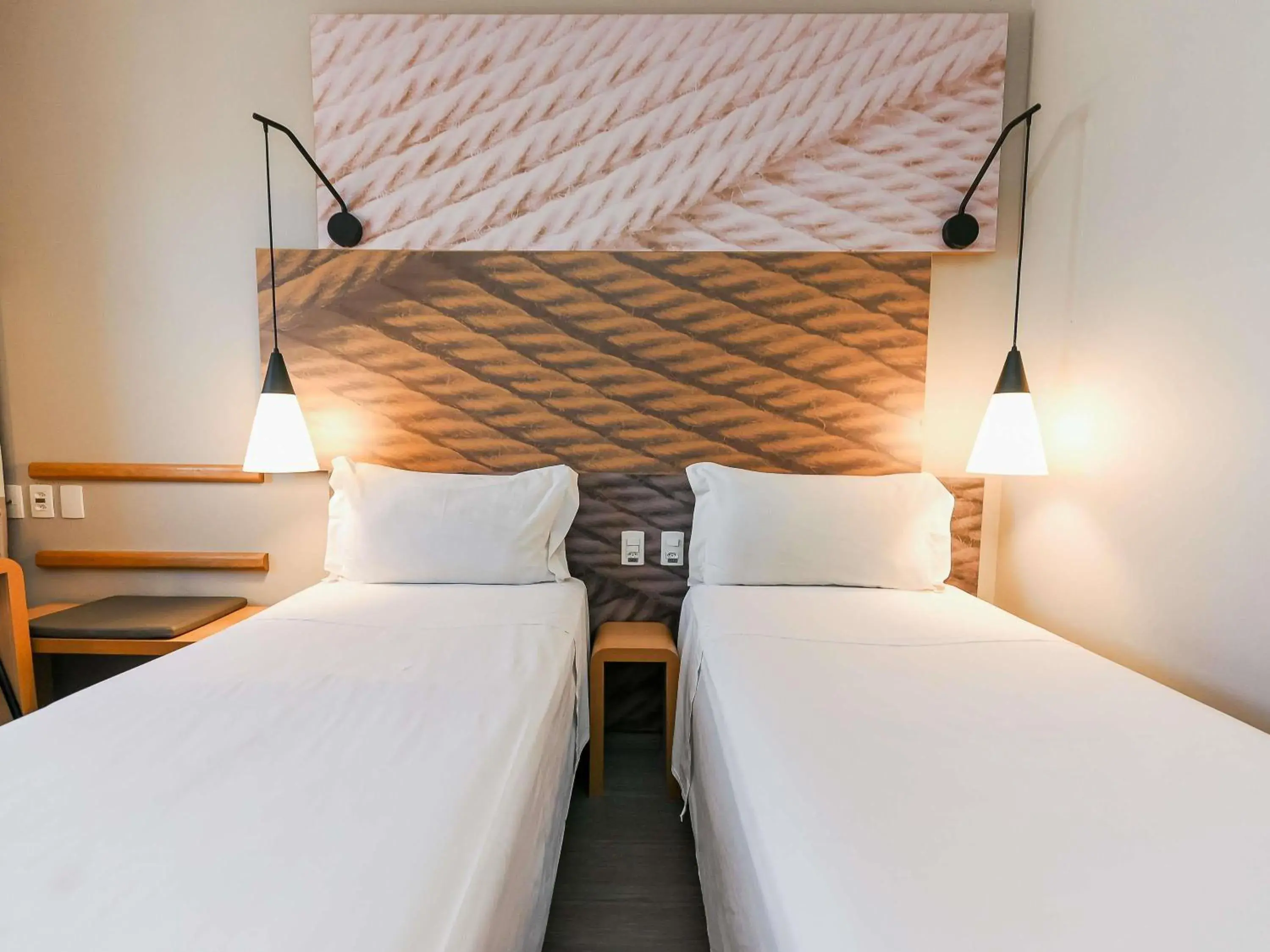 Bedroom, Bed in ibis Jacarei Bedroom, Bed in ibis Jacarei