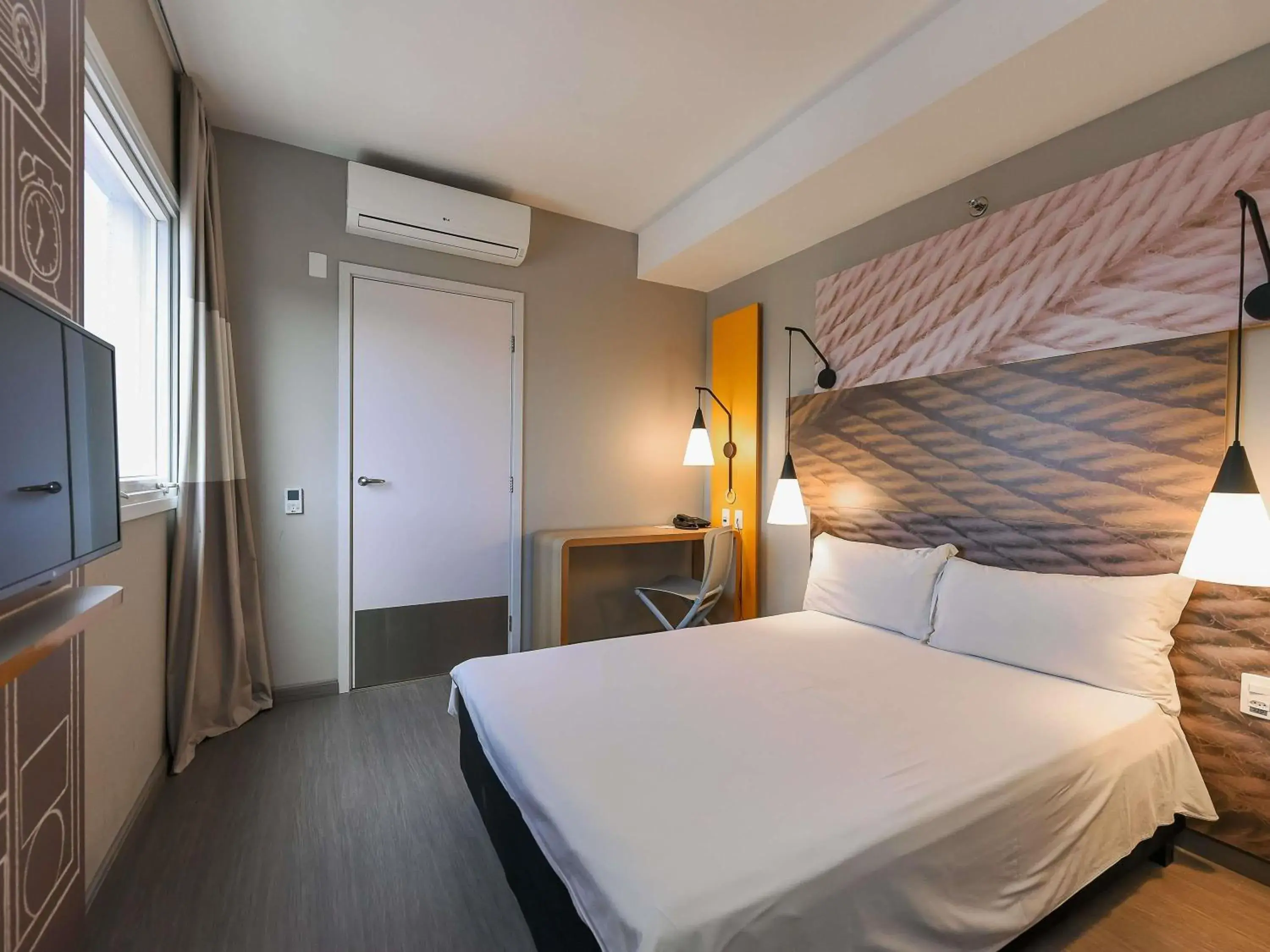 Bedroom, Bed in ibis Jacarei Bedroom, Bed in ibis Jacarei