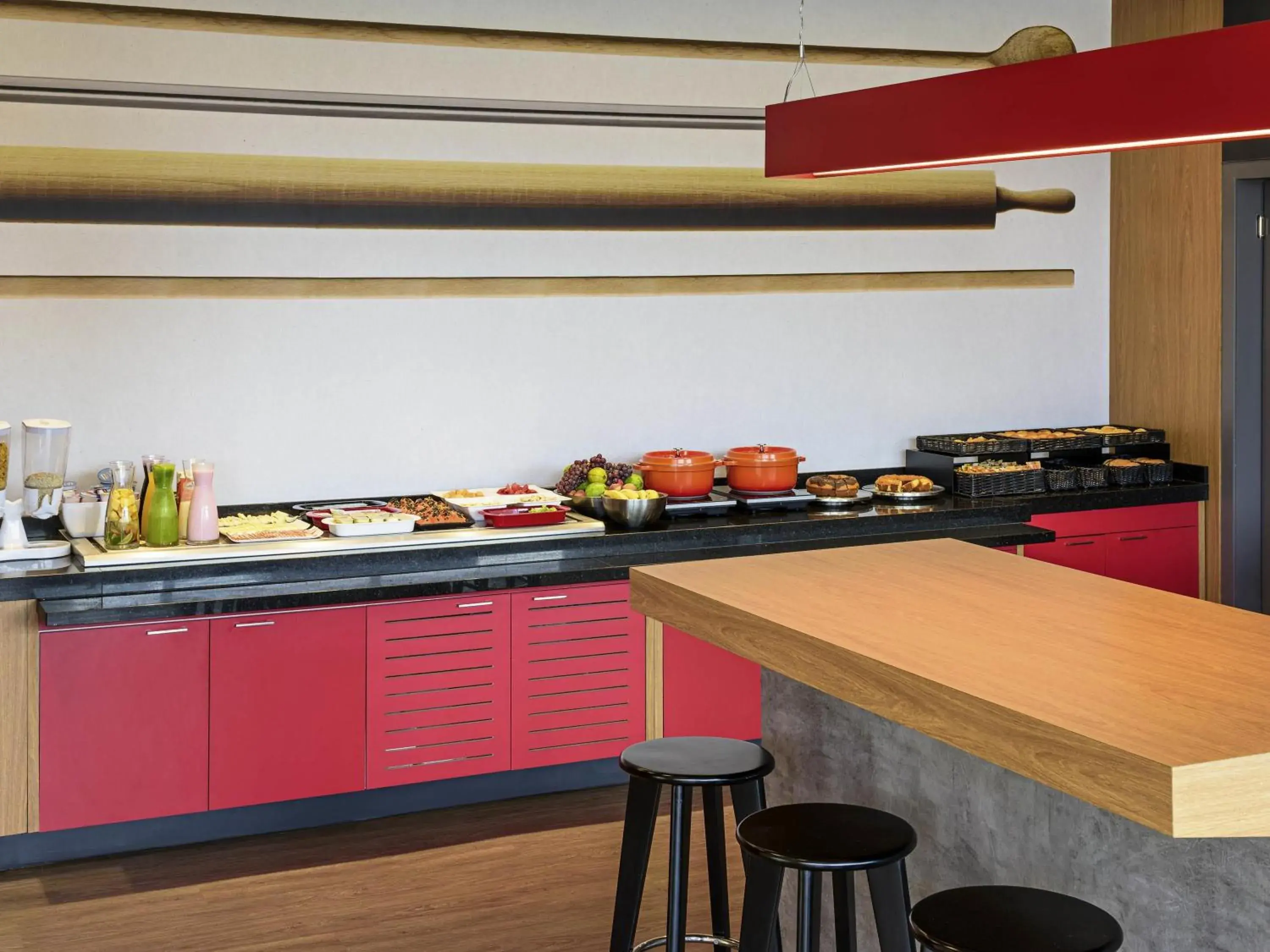 Restaurant/places to eat in ibis Guaiba Restaurant/places to eat in ibis Guaiba