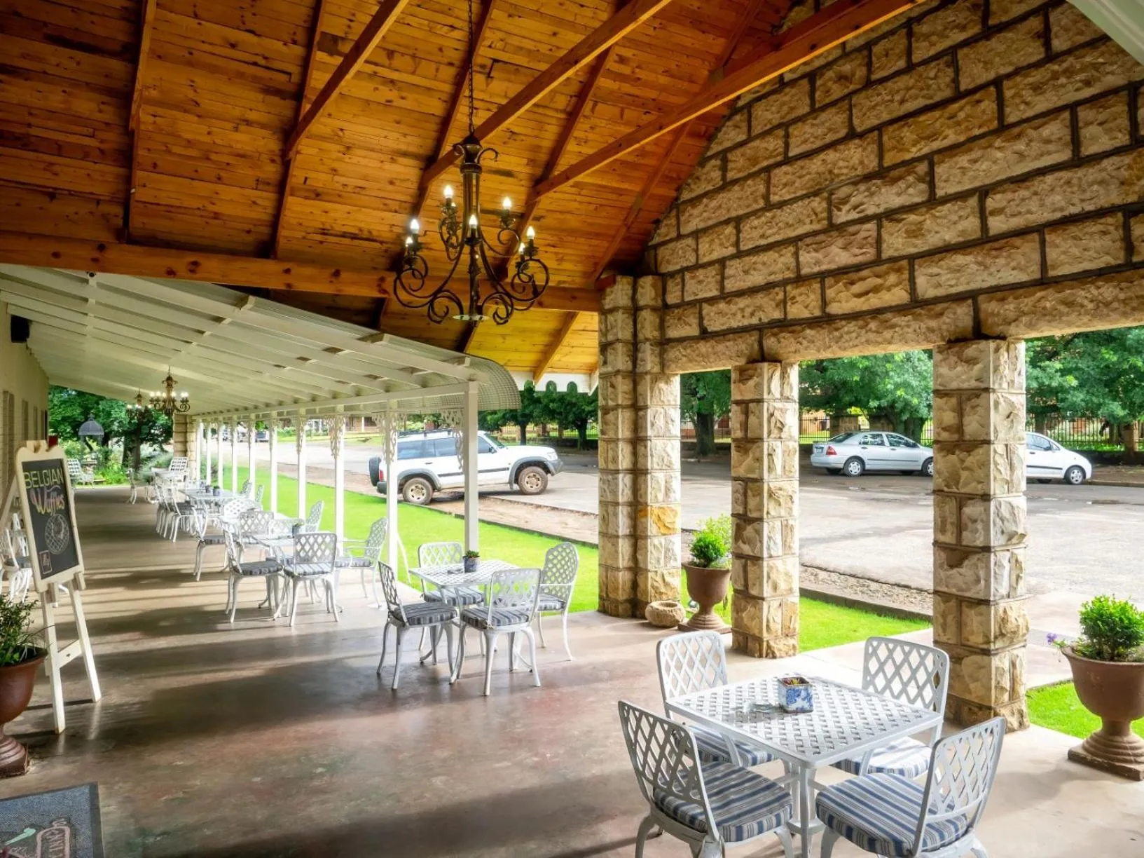 Restaurant/places to eat in Fouriesburg Country Inn