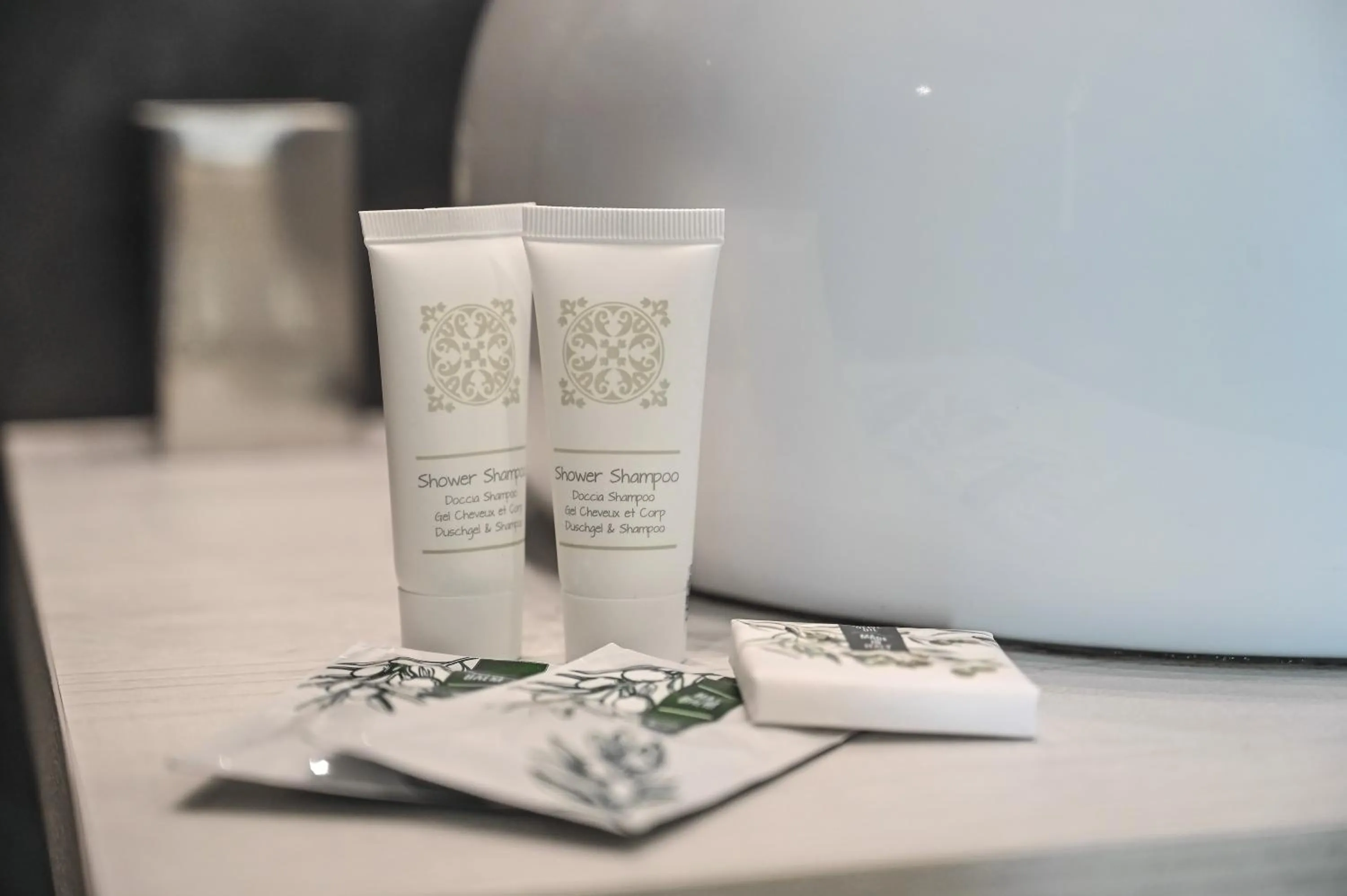 Shower in 42 Zanardelli B&B