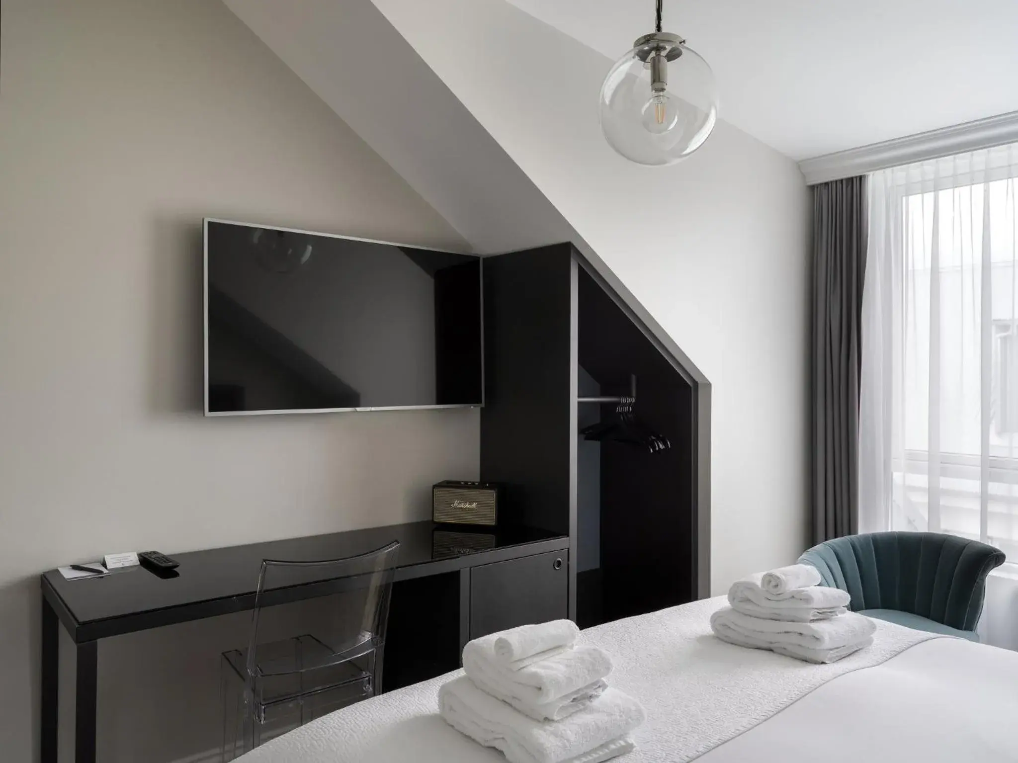 Bedroom, Bed in Sand Hotel by Keahotels Bedroom, Bed in Sand Hotel by Keahotels