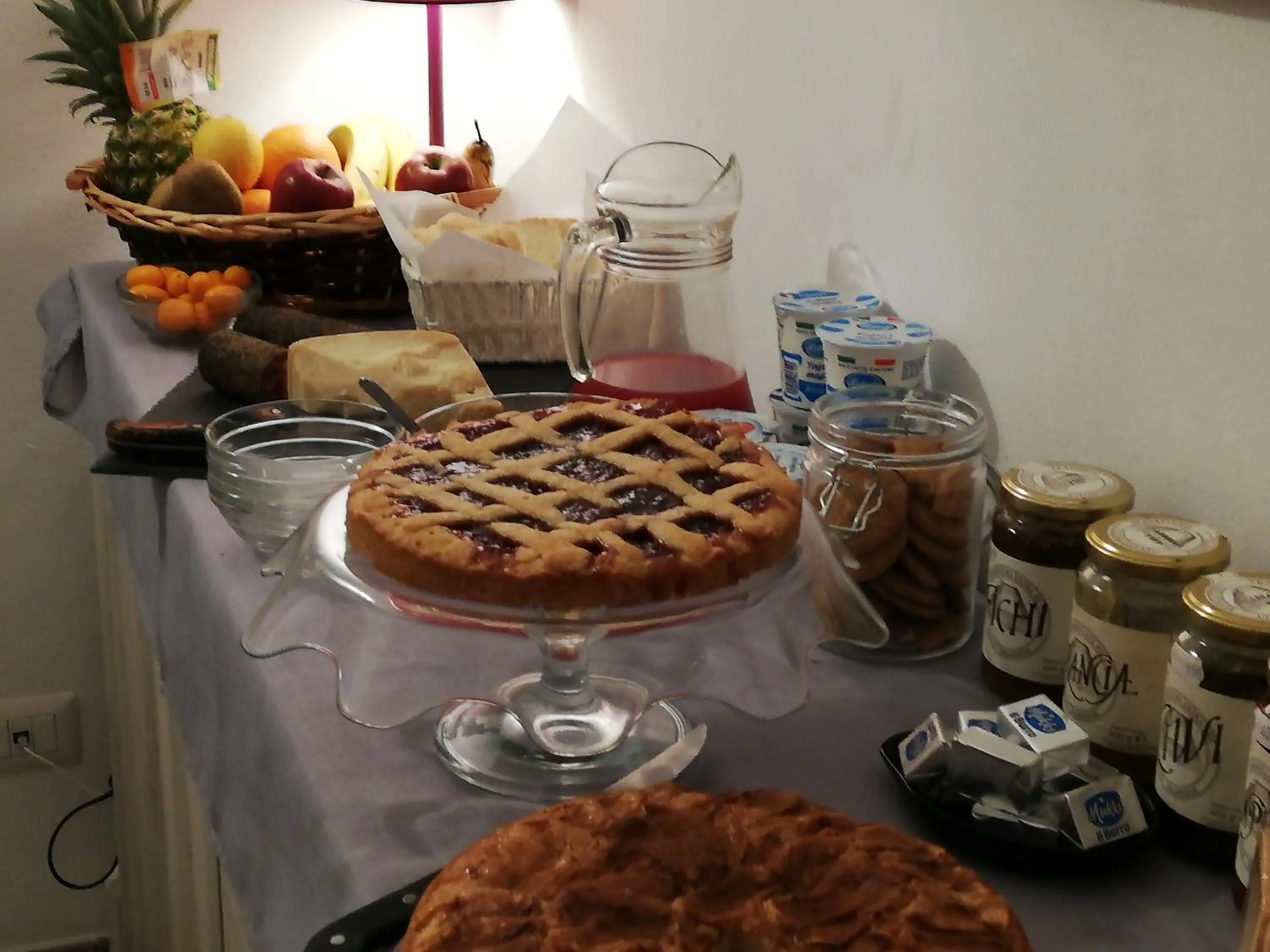 Continental breakfast in B & B Eliana