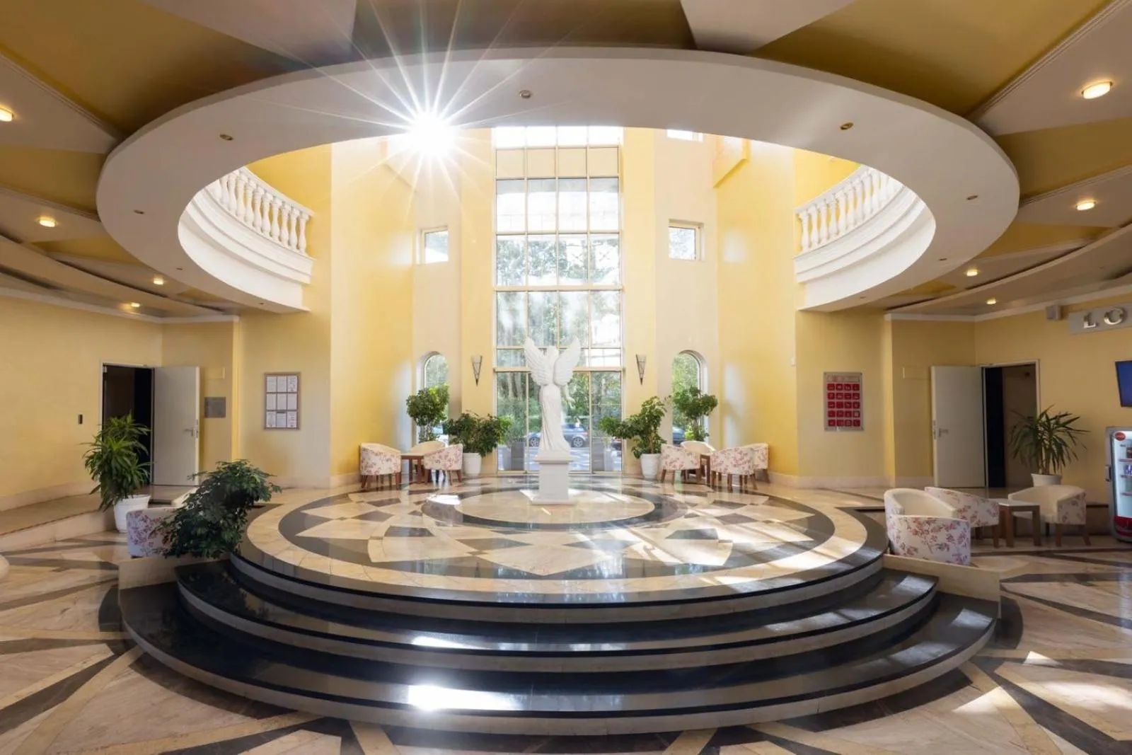 Lobby or reception in Rome Palace Deluxe - All Inclusive Premium