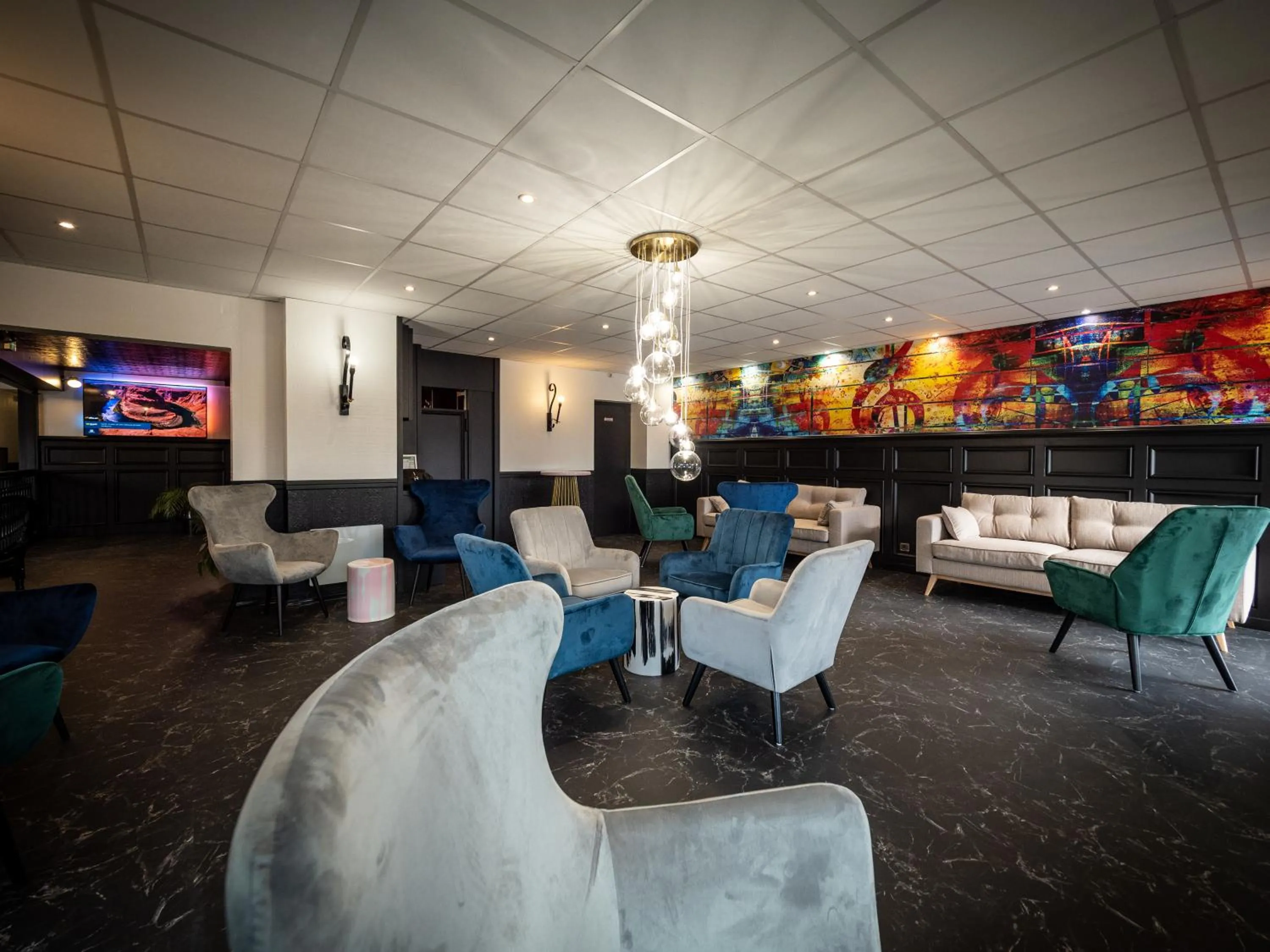 Lounge or bar in Welcomotel Beauvais Aéroport