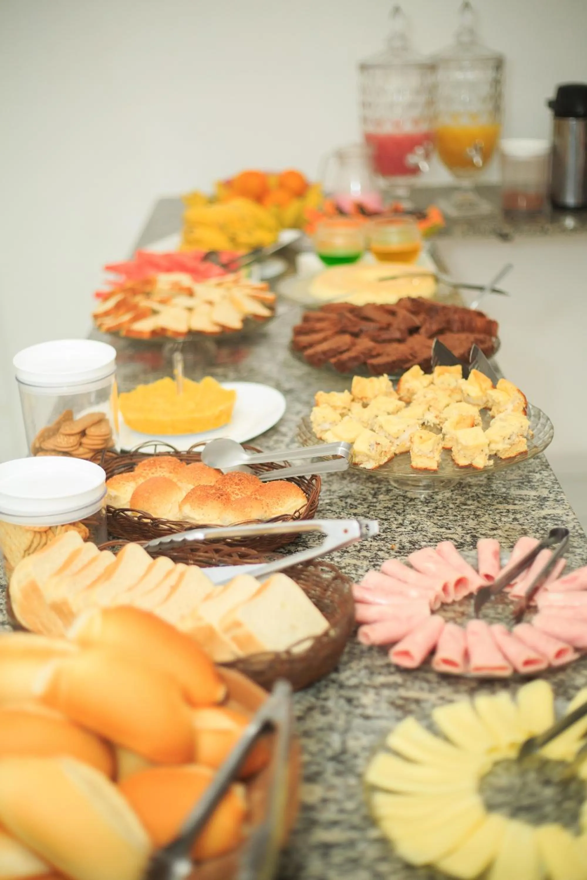 Buffet breakfast in Pousada Pimenta Nativa