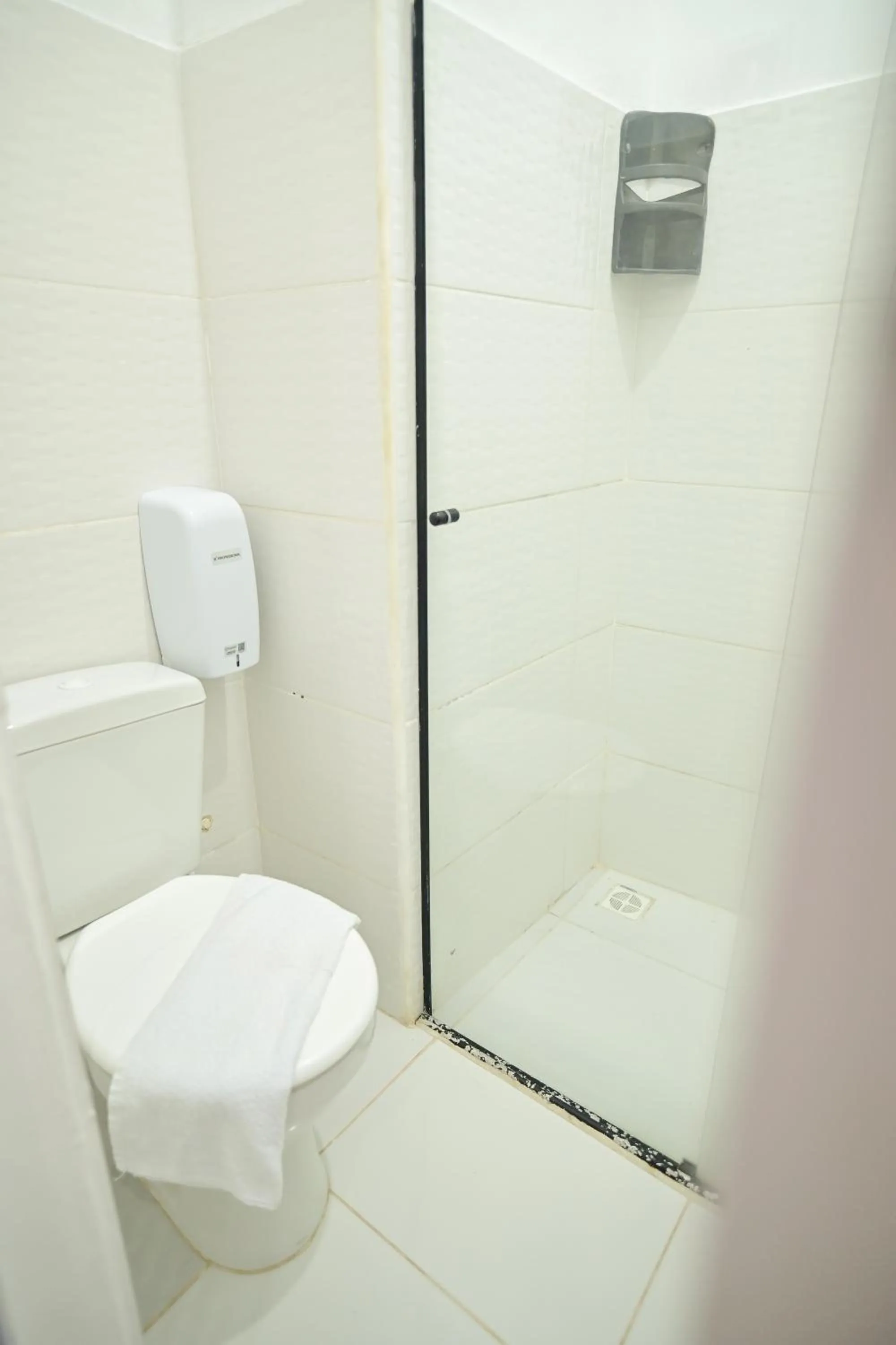 Toilet in Pousada Pimenta Nativa