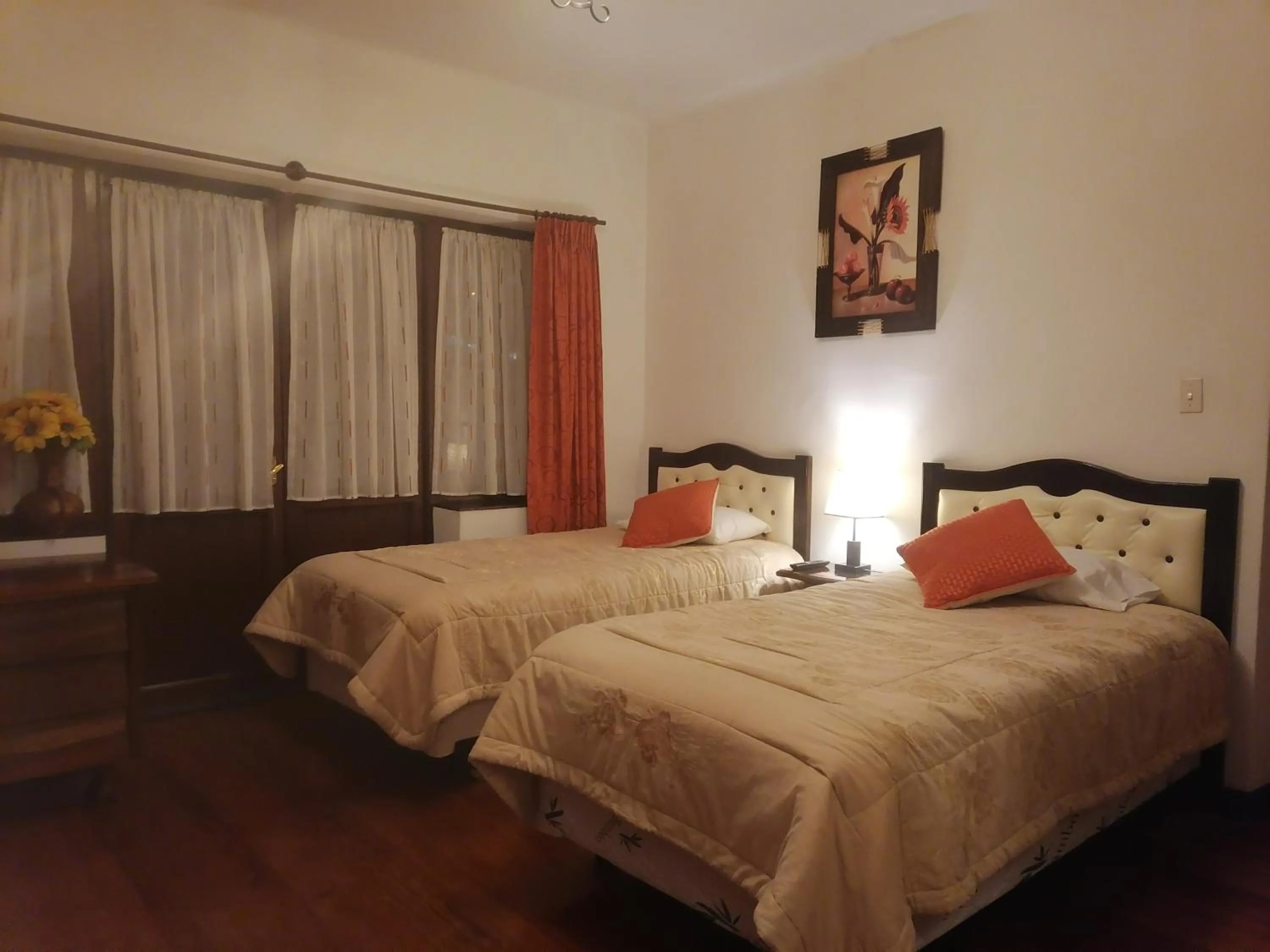 Double or Twin Room in "HOTEL BOUTIQUE LA MAISON DE LA BOLIVIE" Casa de Huéspedes