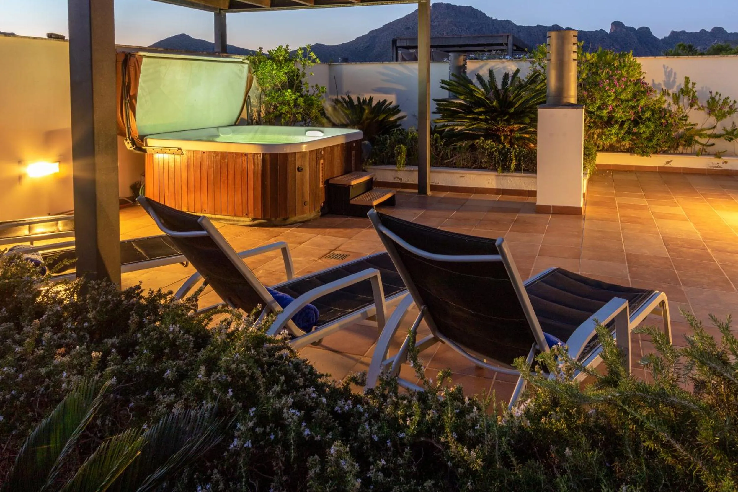 Penthouse La Nau By homevillas360