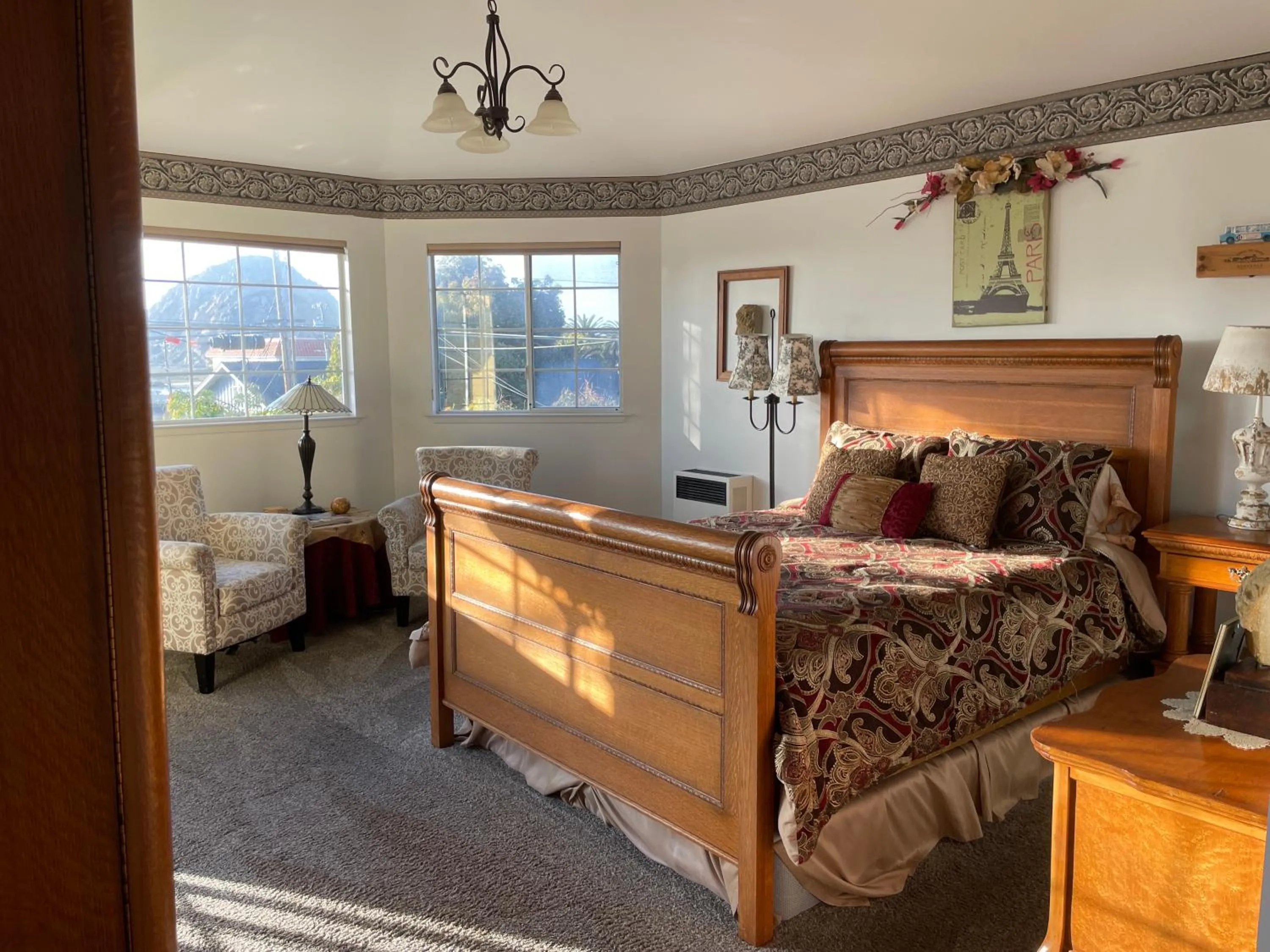 Bed in Marina Street Inn