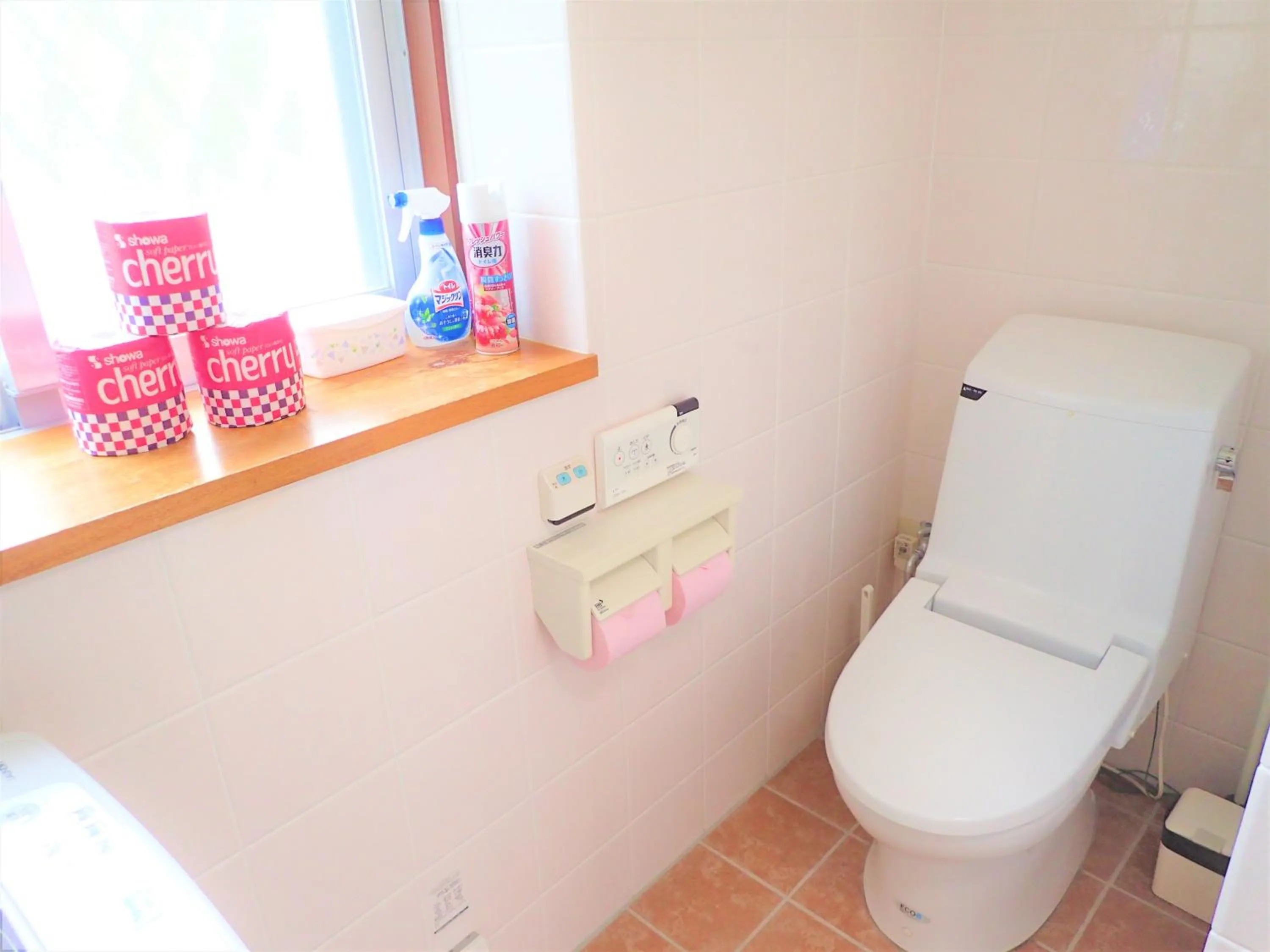 Toilet in Seaside KLATCH -Villa&sauna-