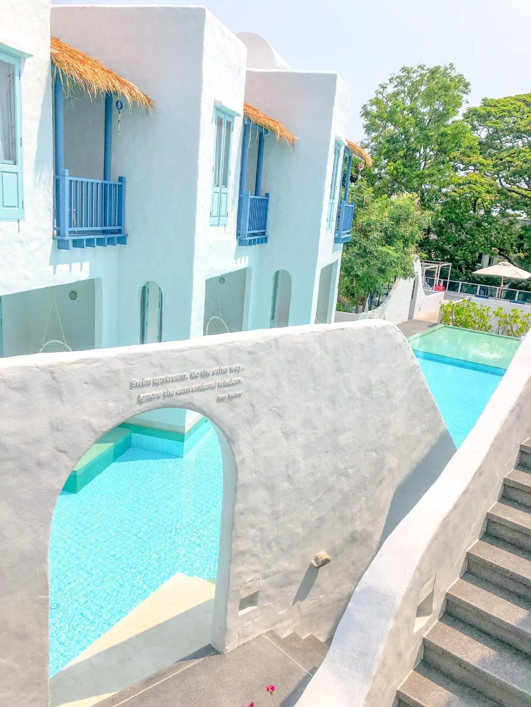 Property building in Resort de Paskani Property building in Resort de Paskani