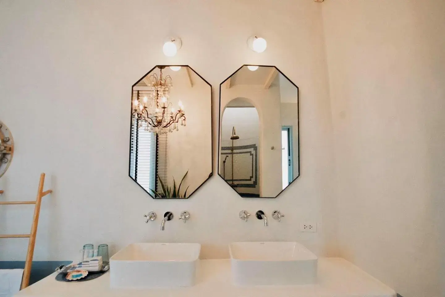 Bathroom in Resort de Paskani Bathroom in Resort de Paskani