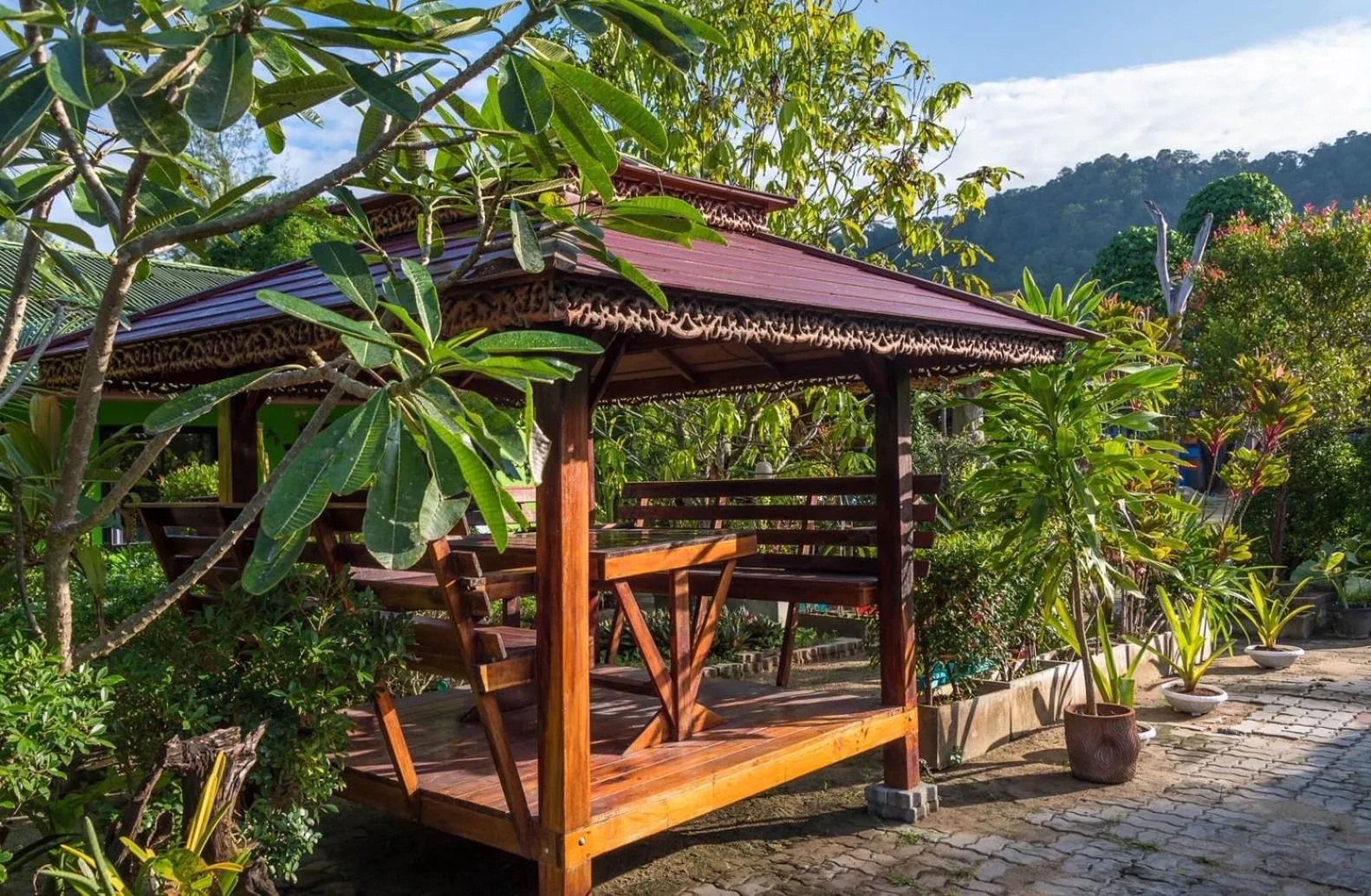 Garden in Klongdao Sunset Villa