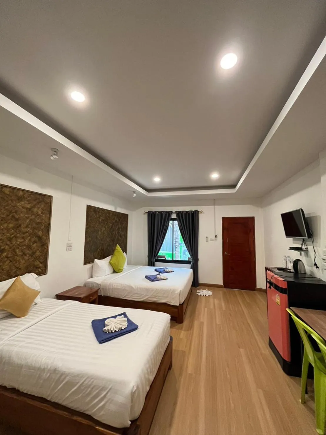 Bed in Klongdao Sunset Villa