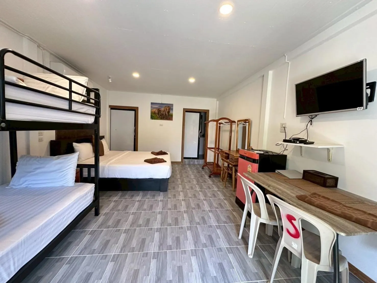 Bed in Klongdao Sunset Villa