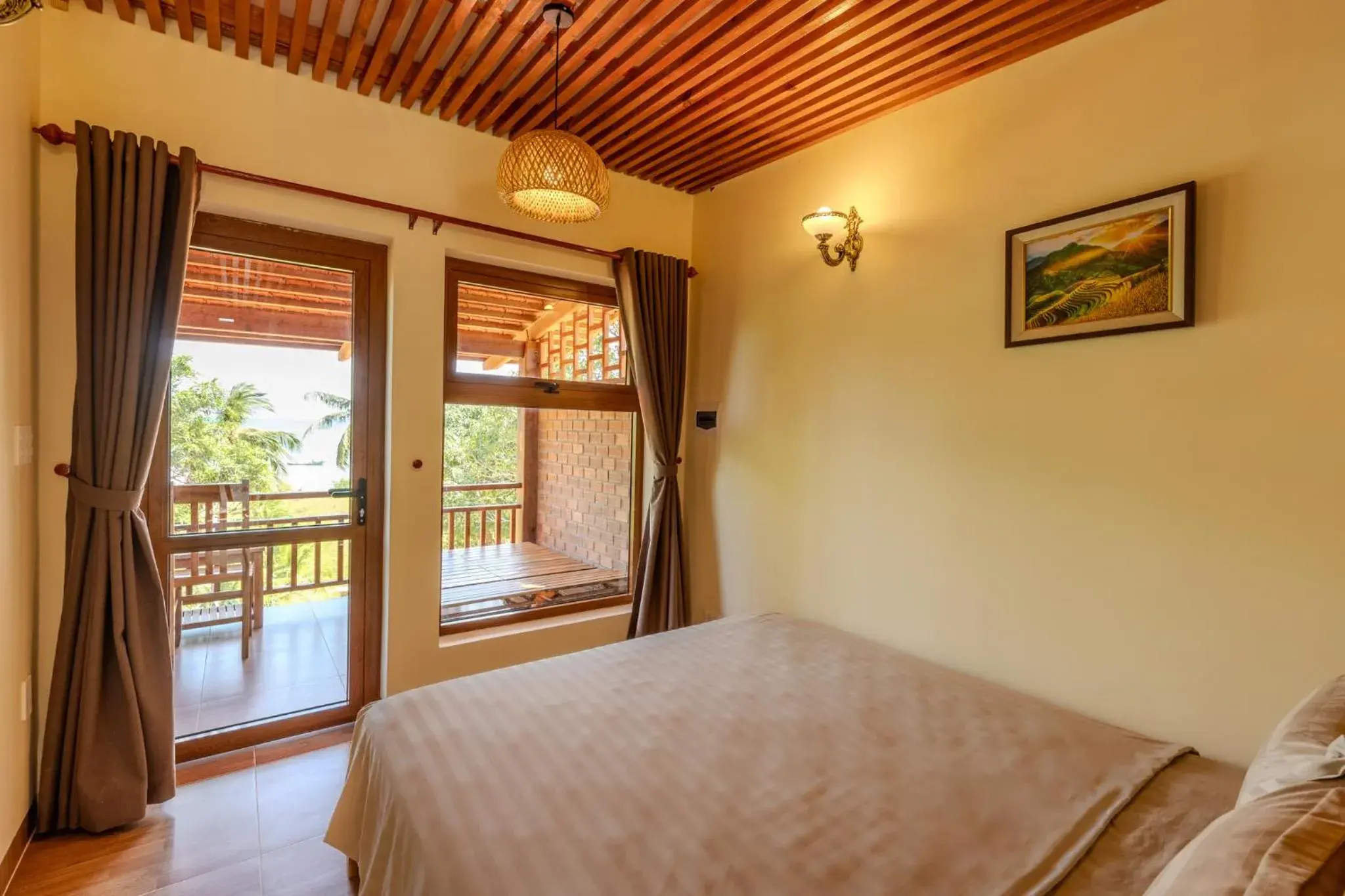 Bed in Mango Beach Resort Bed in Mango Beach Resort