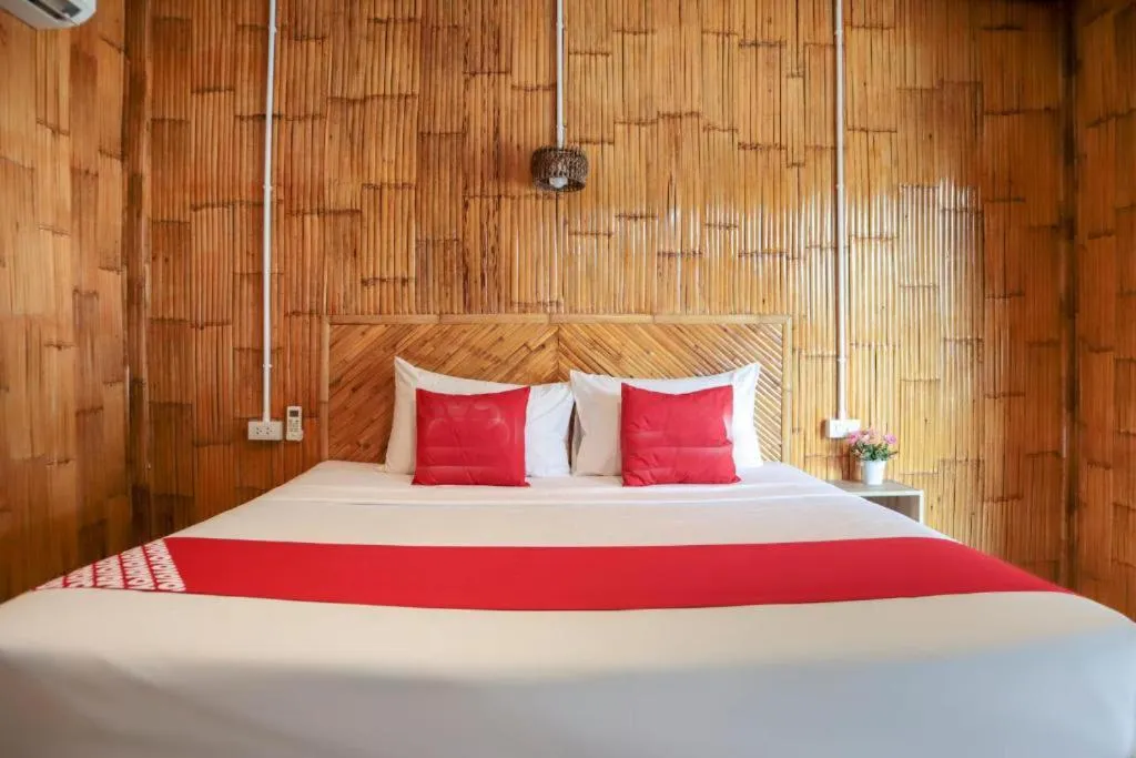 Bed in Chom Dao Resort