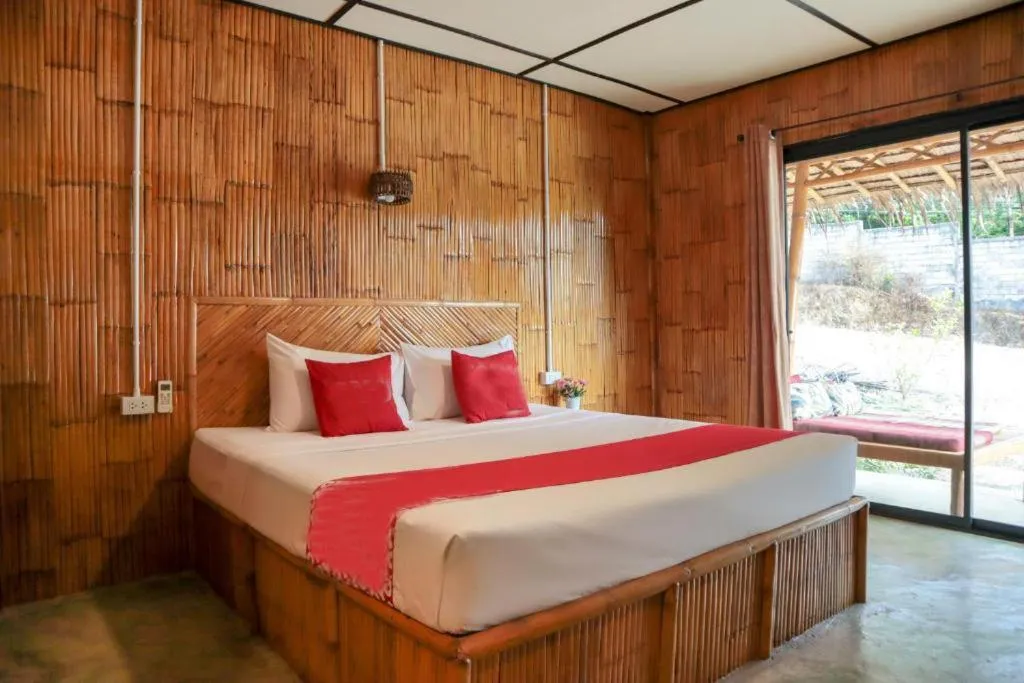 Bed in Chom Dao Resort