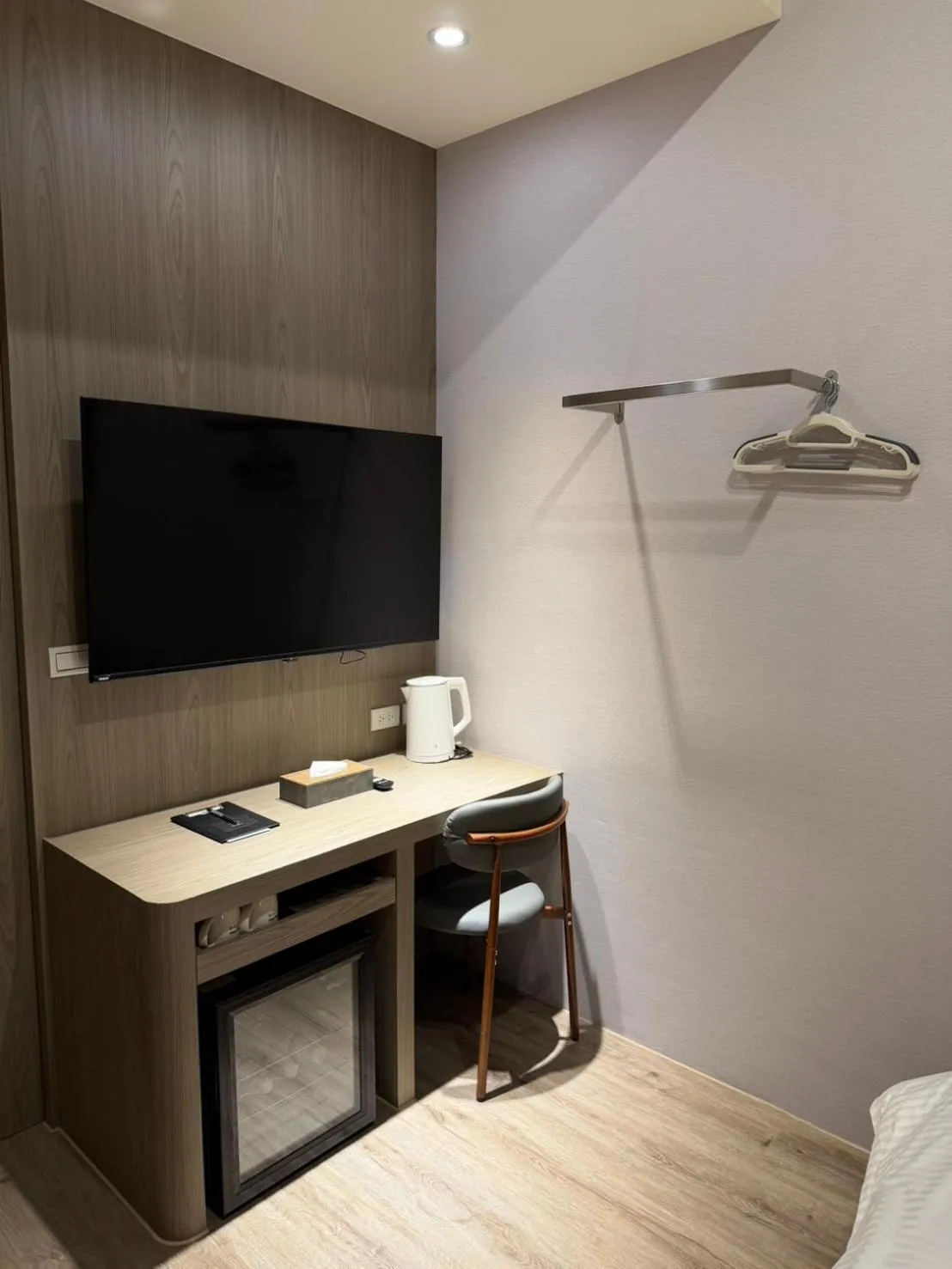 TV and multimedia, Bed in Hangkhau Hotel