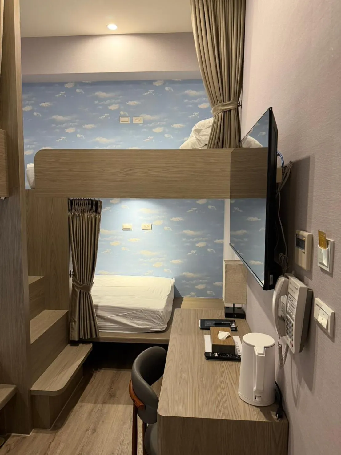 Bed in Hangkhau Hotel