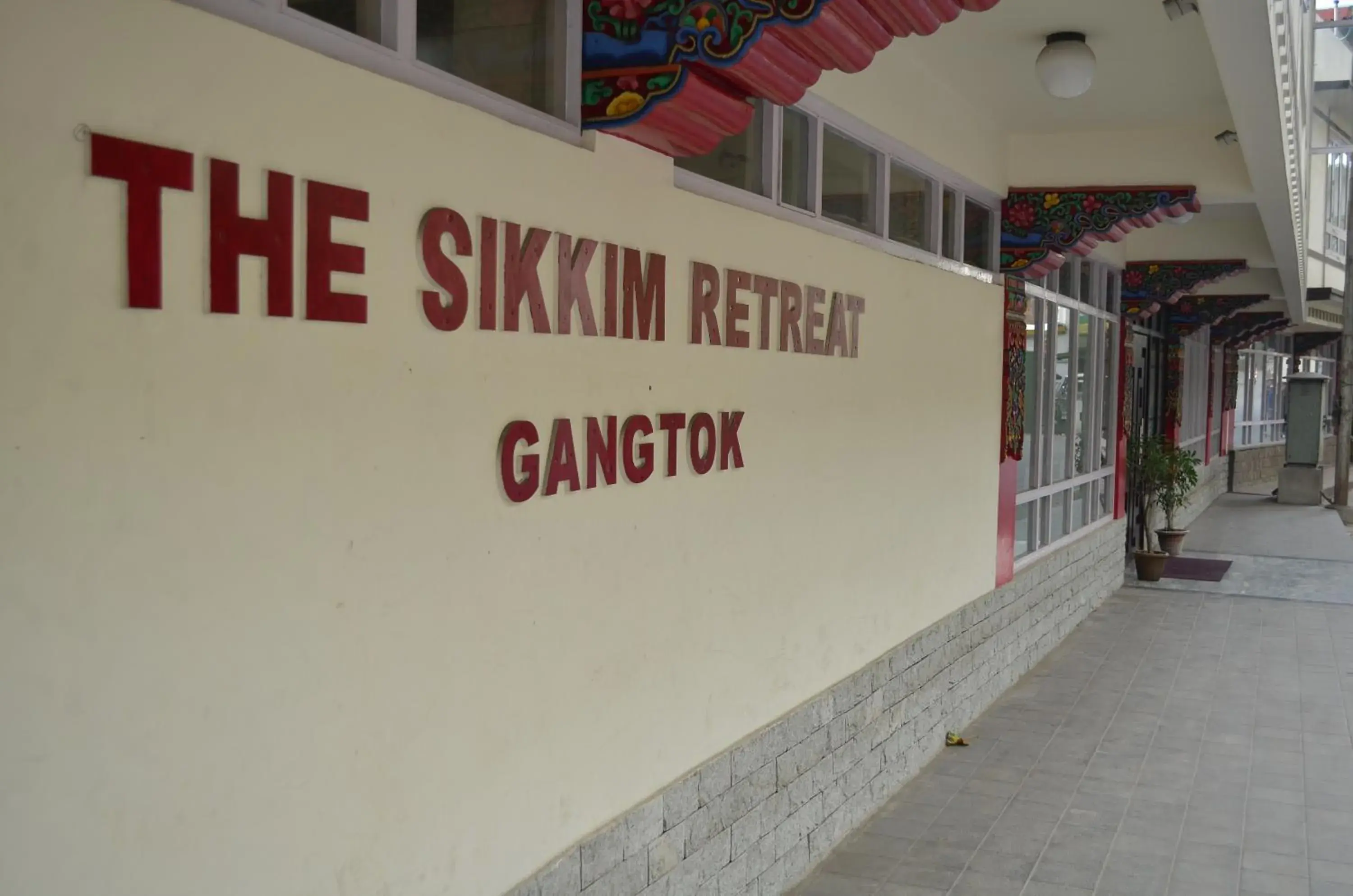 Facade/entrance in Jagjeet's Sikkim Retreat Facade/entrance in Jagjeet's Sikkim Retreat