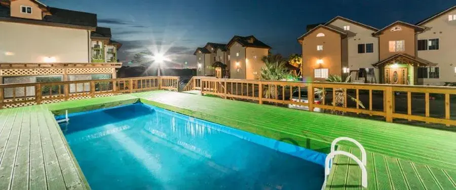 Property building in Red Windmill Pension Property building in Red Windmill Pension