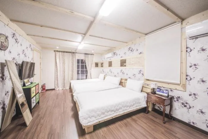 Bed in Red Windmill Pension