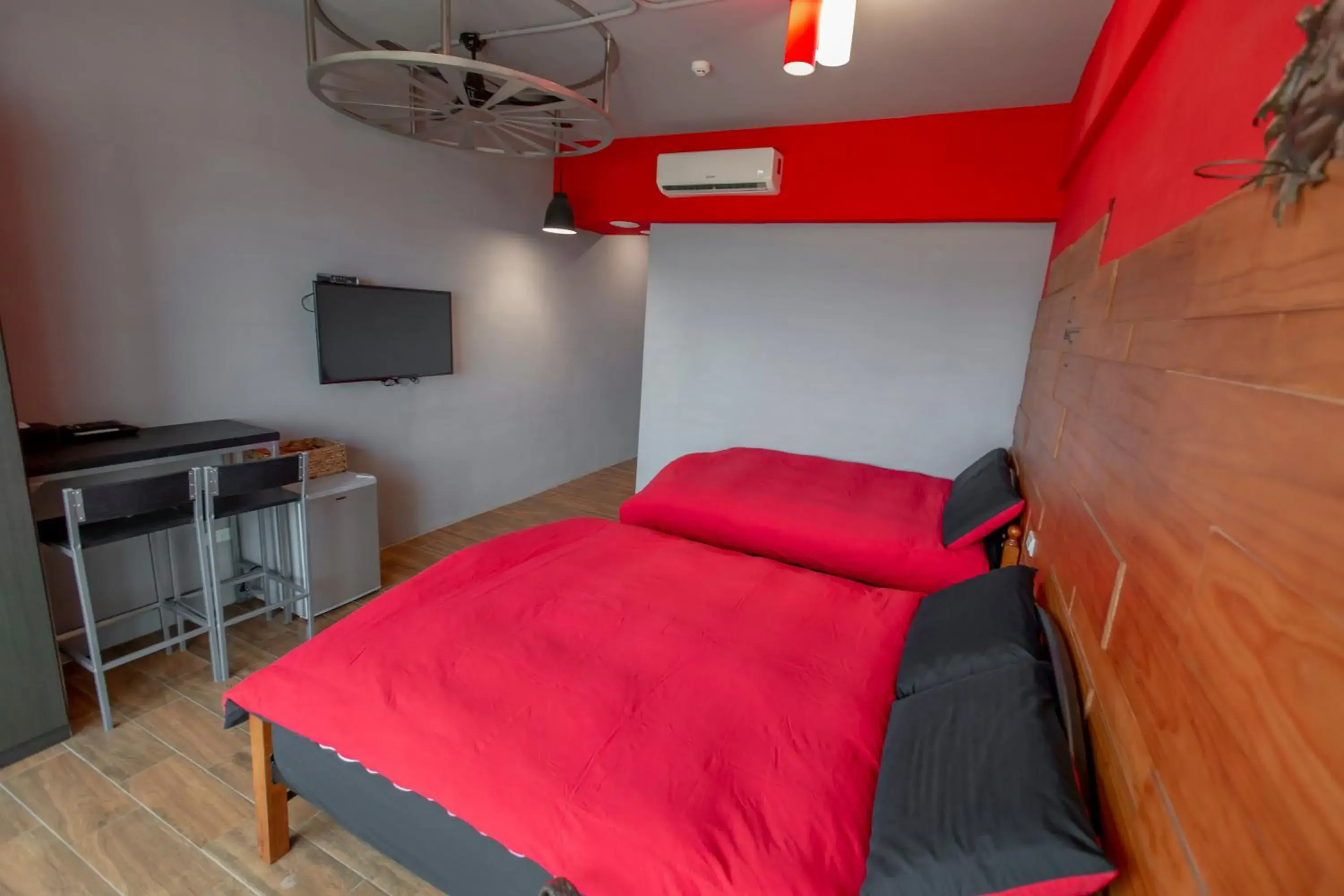 Bed in 龍家民宿 The Laid-back Dragon Lodge Bed in 龍家民宿 The Laid-back Dragon Lodge