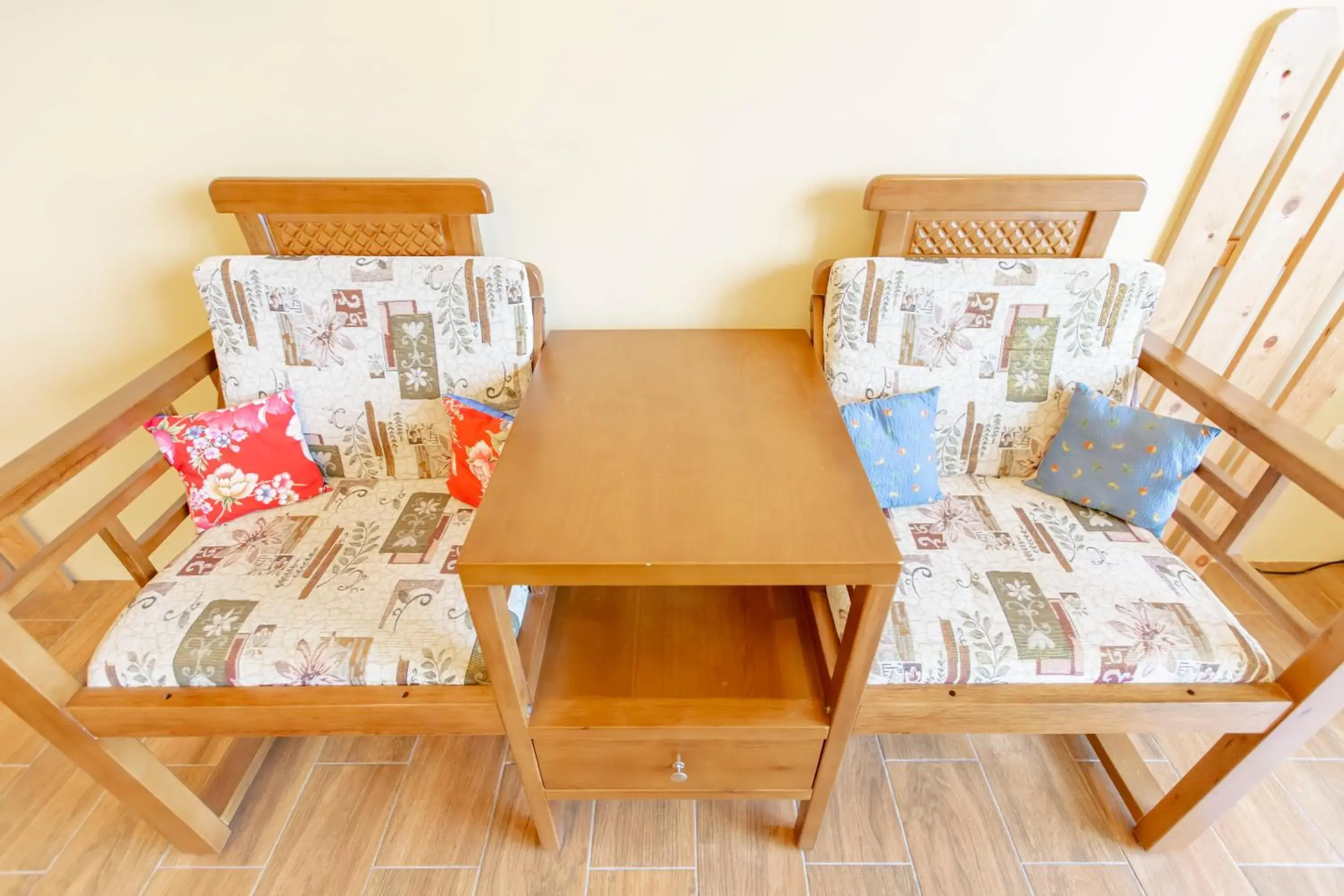 Decorative detail, Bed in 龍家民宿 The Laid-back Dragon Lodge Decorative detail, Bed in 龍家民宿 The Laid-back Dragon Lodge